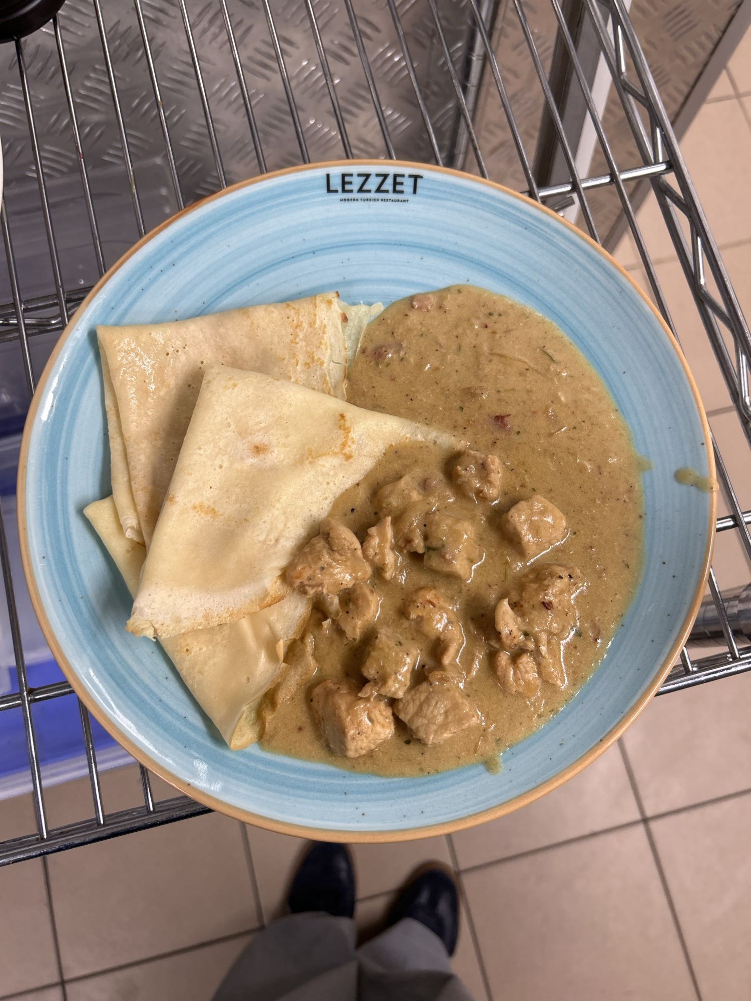 Блины с куриным соусом