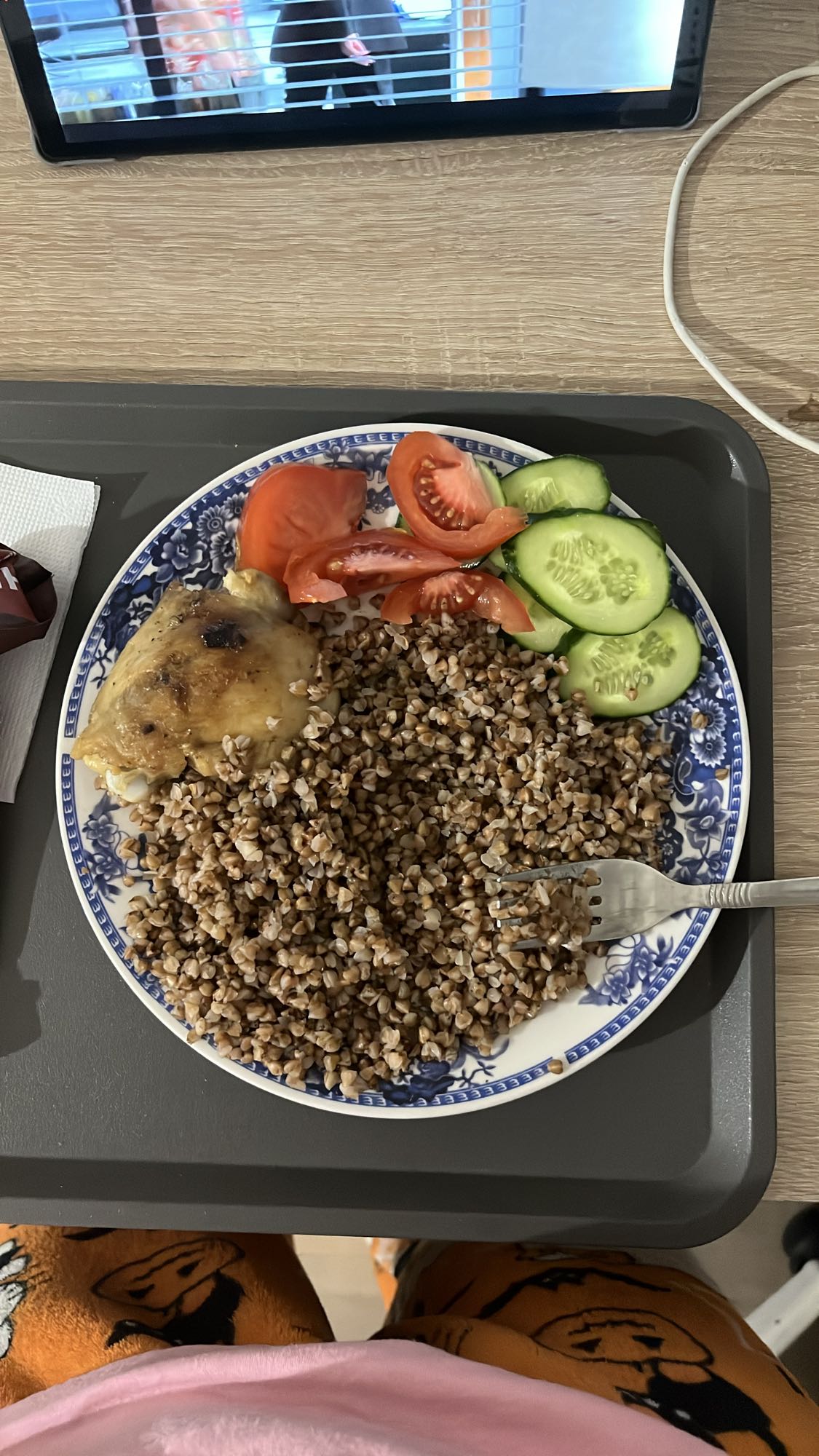 Гречка с курицей и овощами