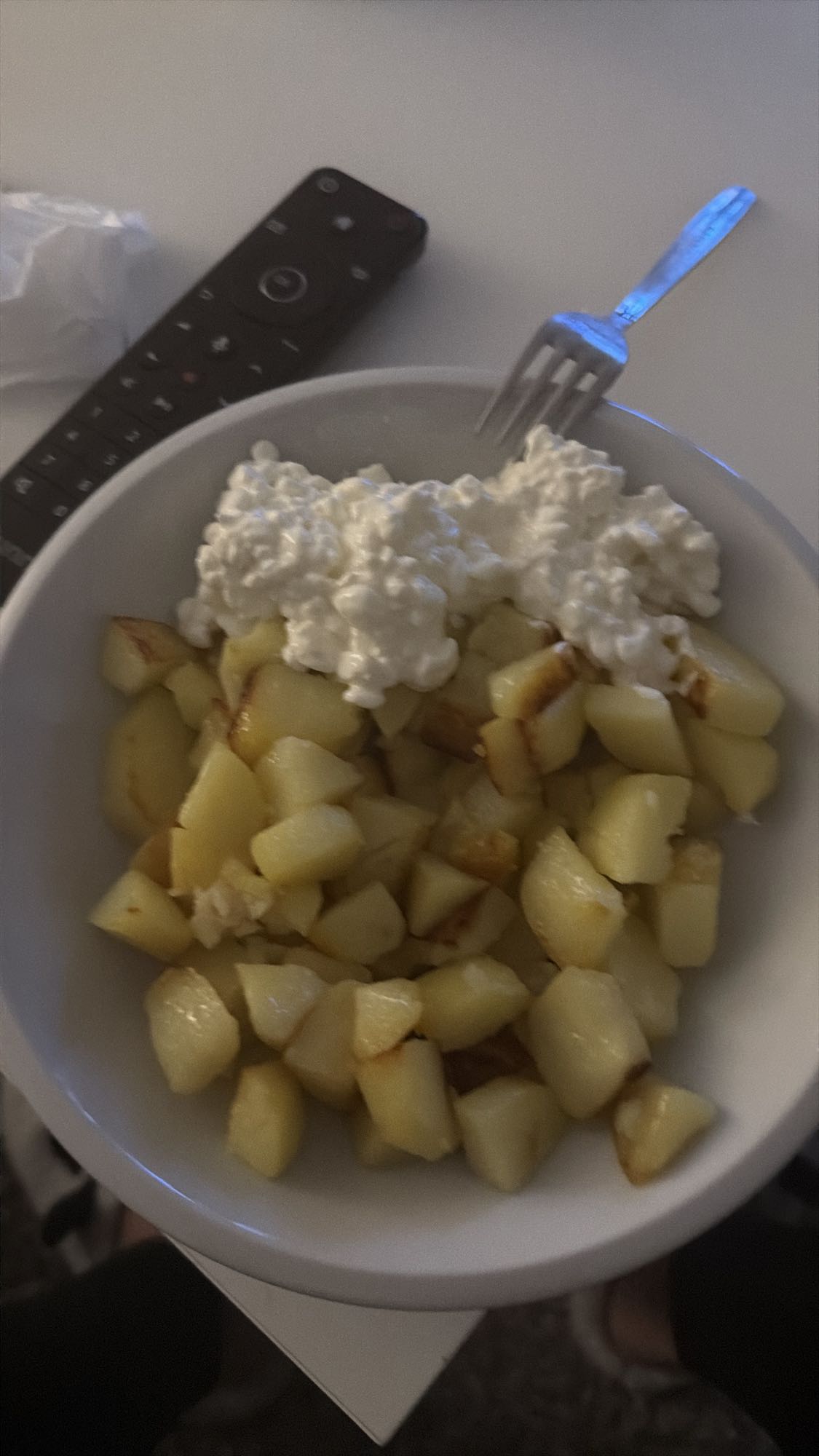 Kartoffeln mit Hüttenkäse