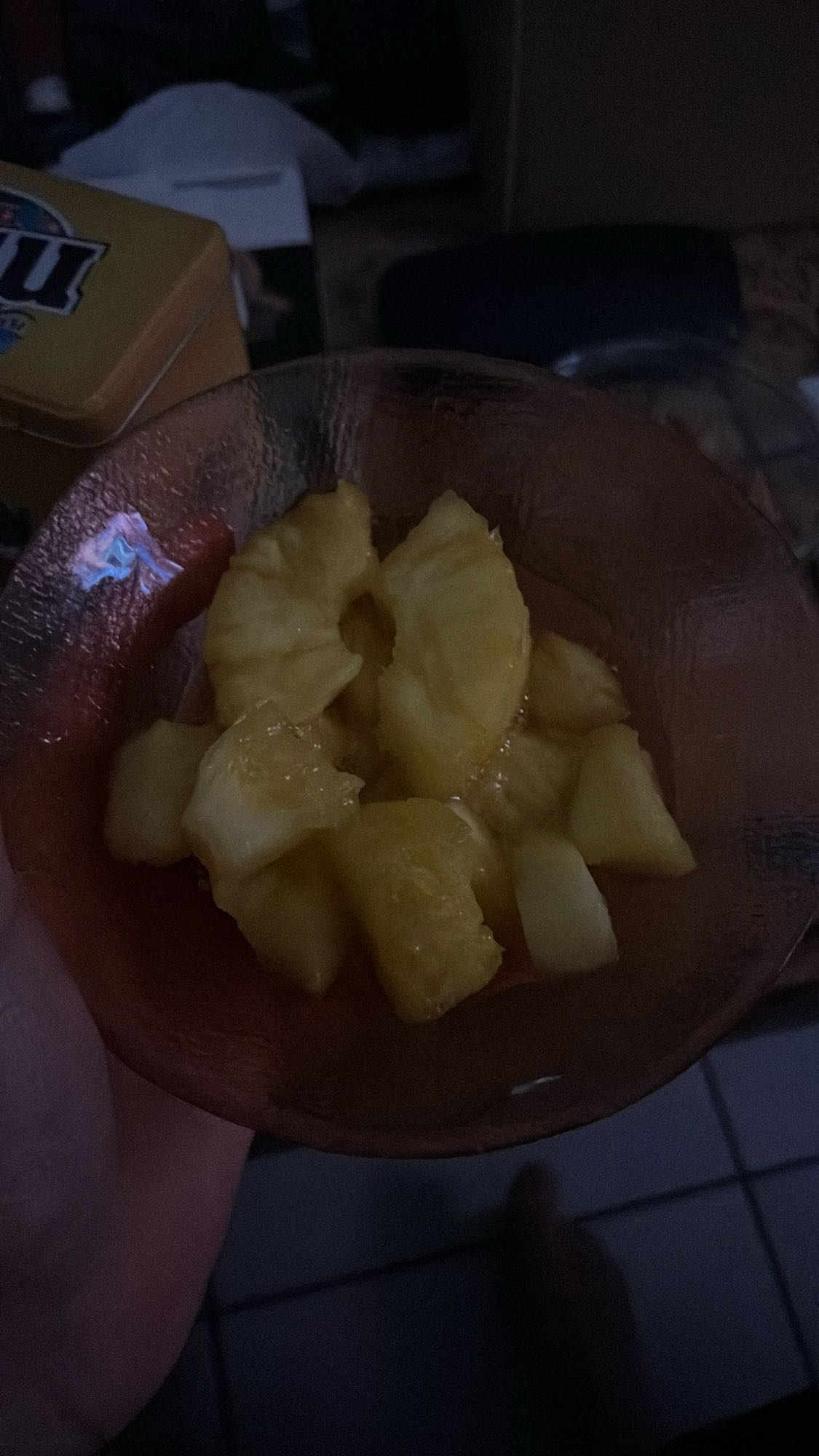Ananas frais en morceaux