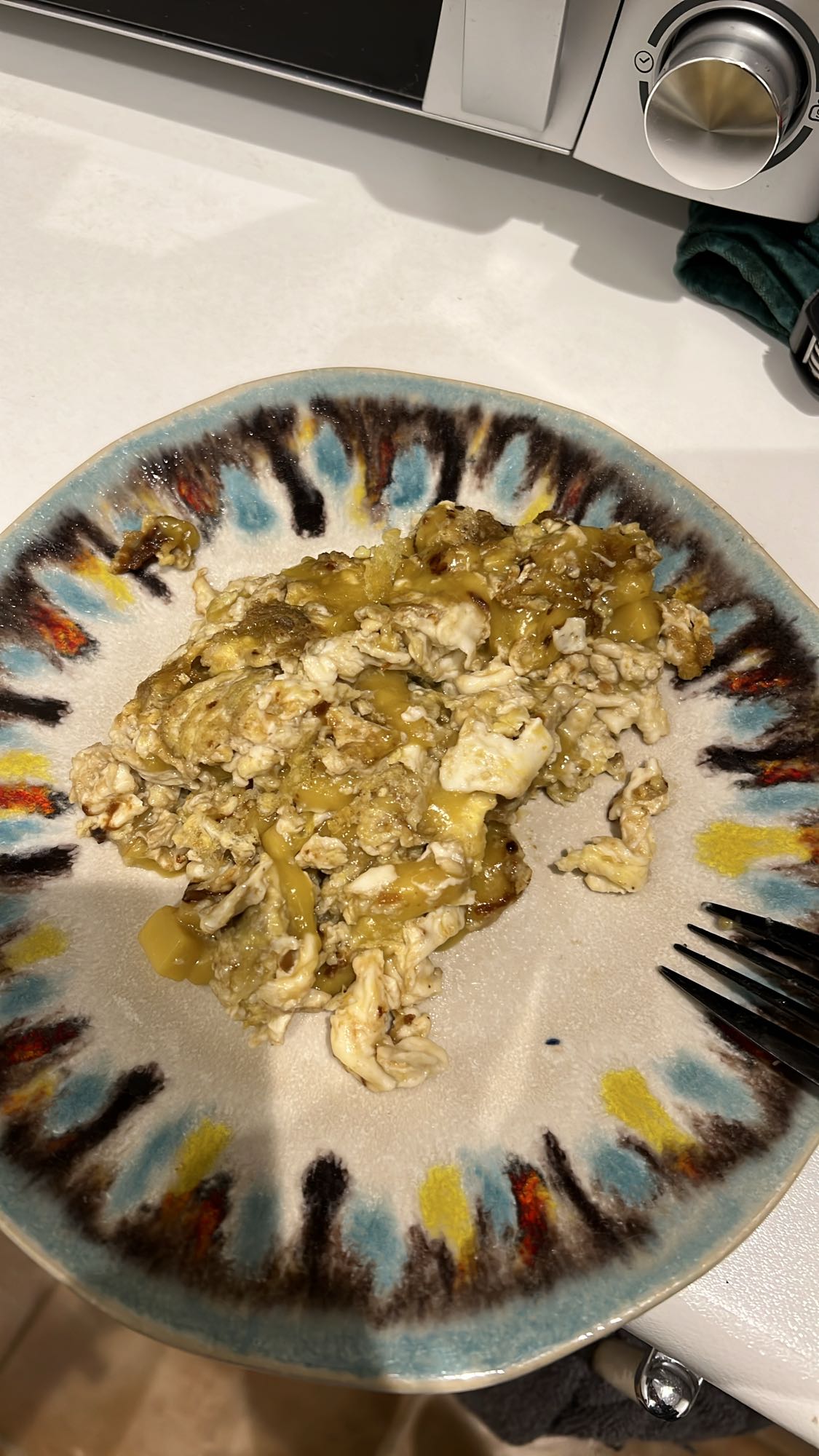 Huevos revueltos con queso