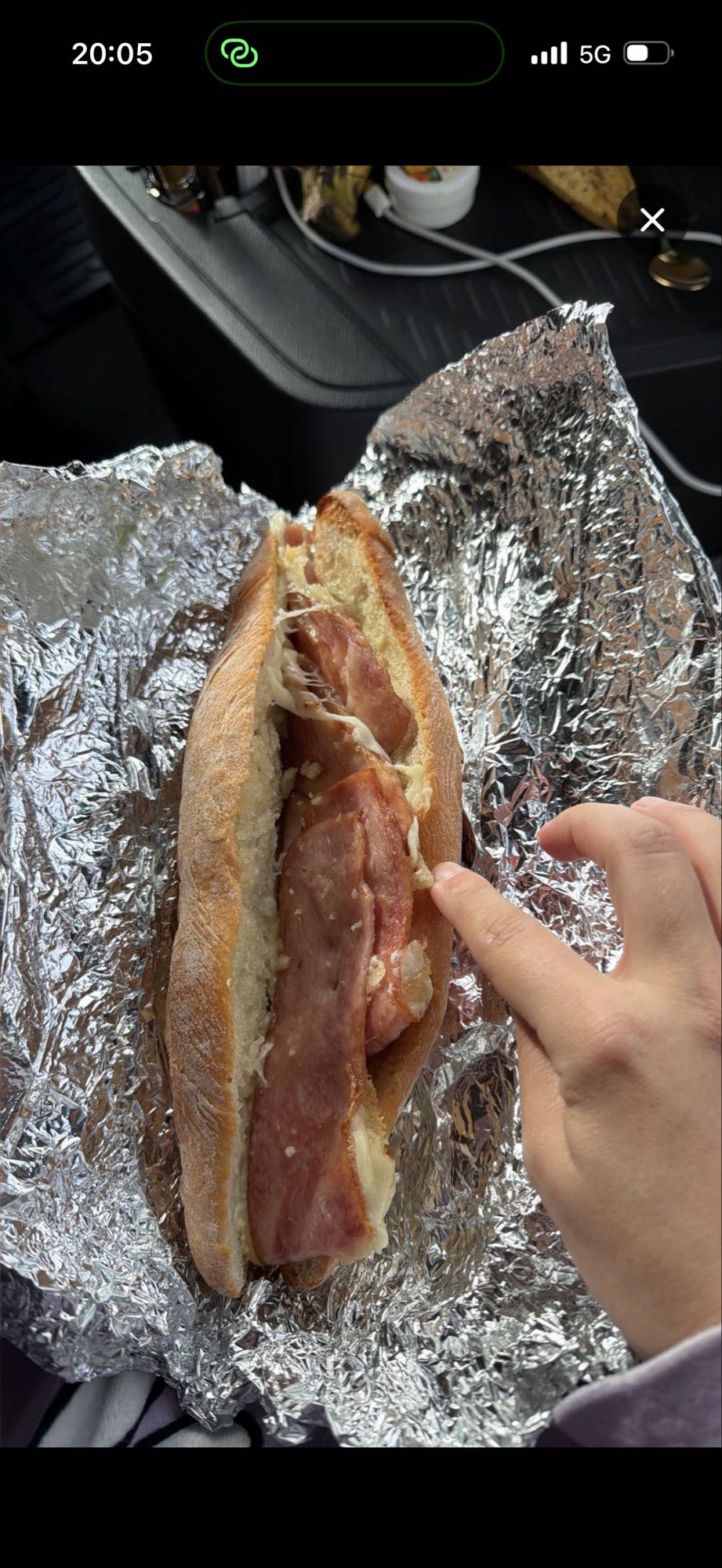 Sandviș cu șuncă și cașcaval