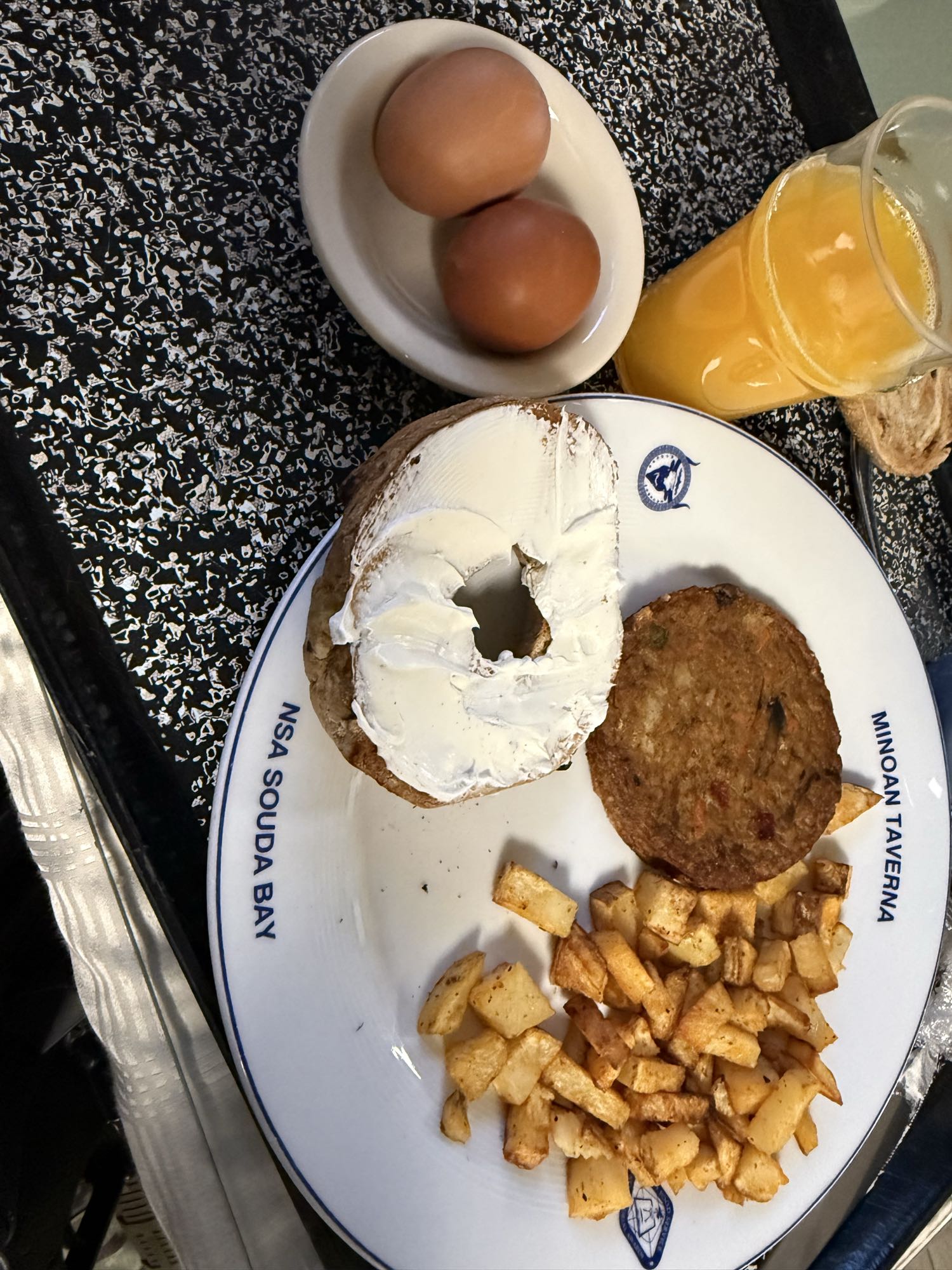 Bagel Breakfast Plate
