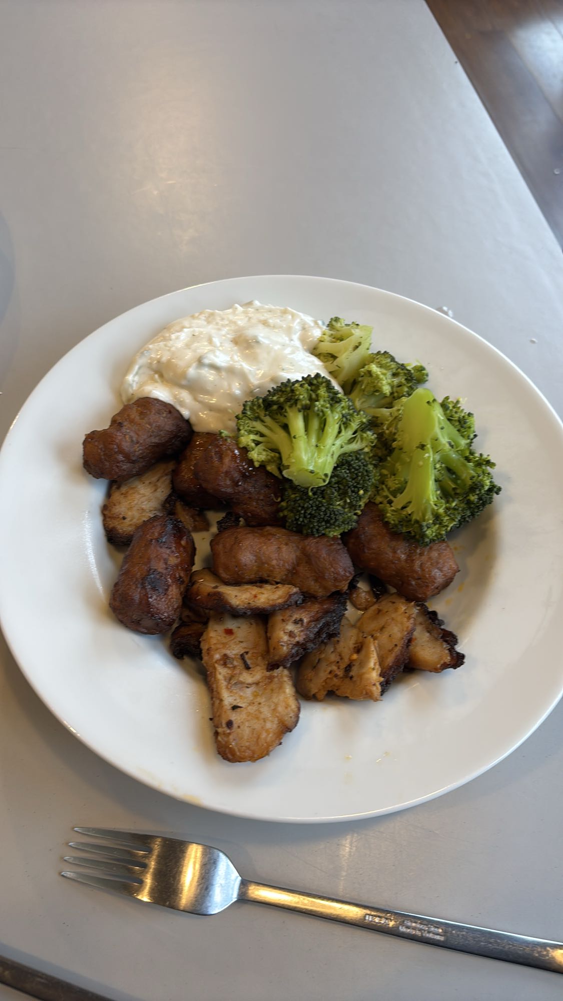 Assiette viande et brocoli