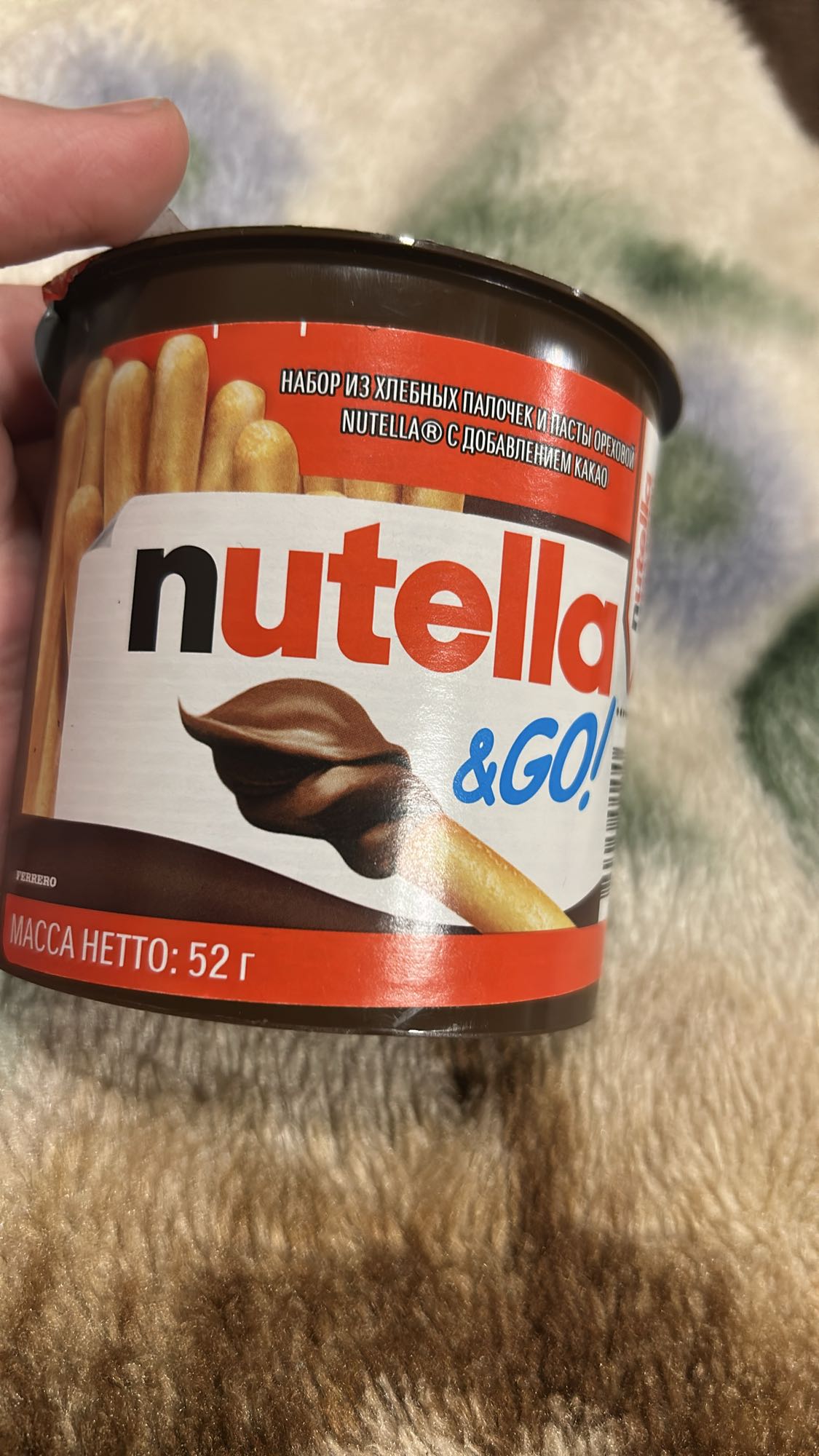Нутелла и хлебные палочки