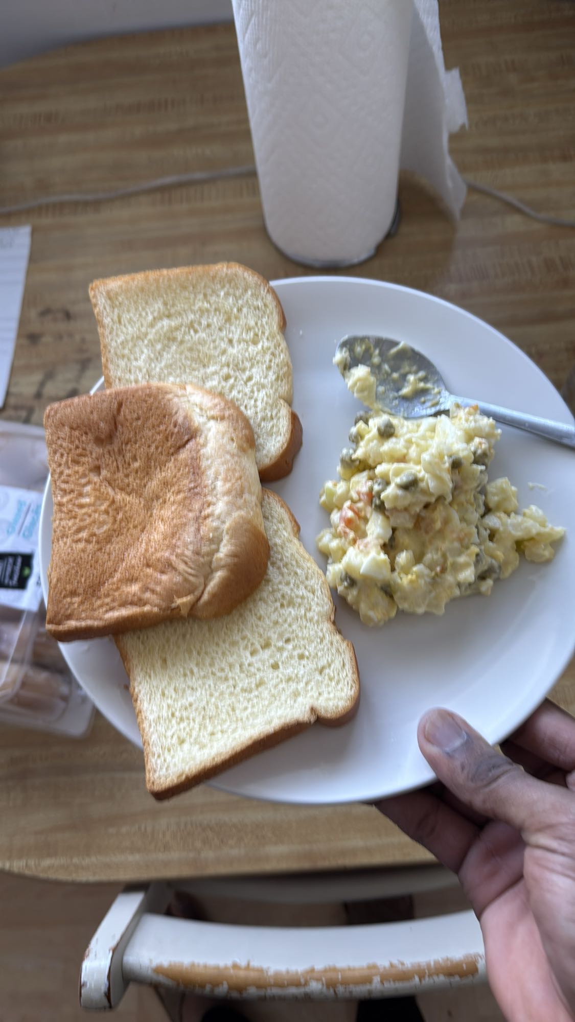 Pain et salade russe