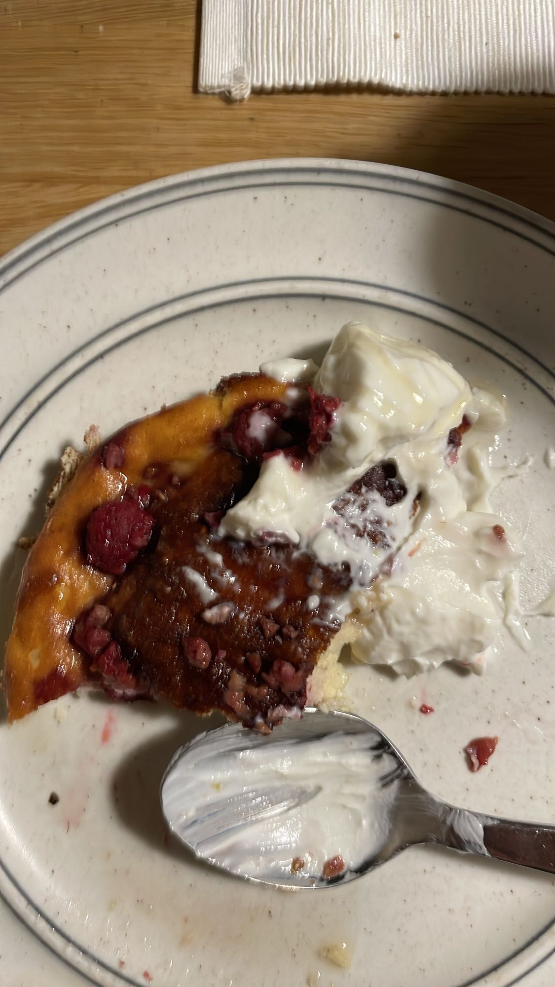 Bärpaj med grädde