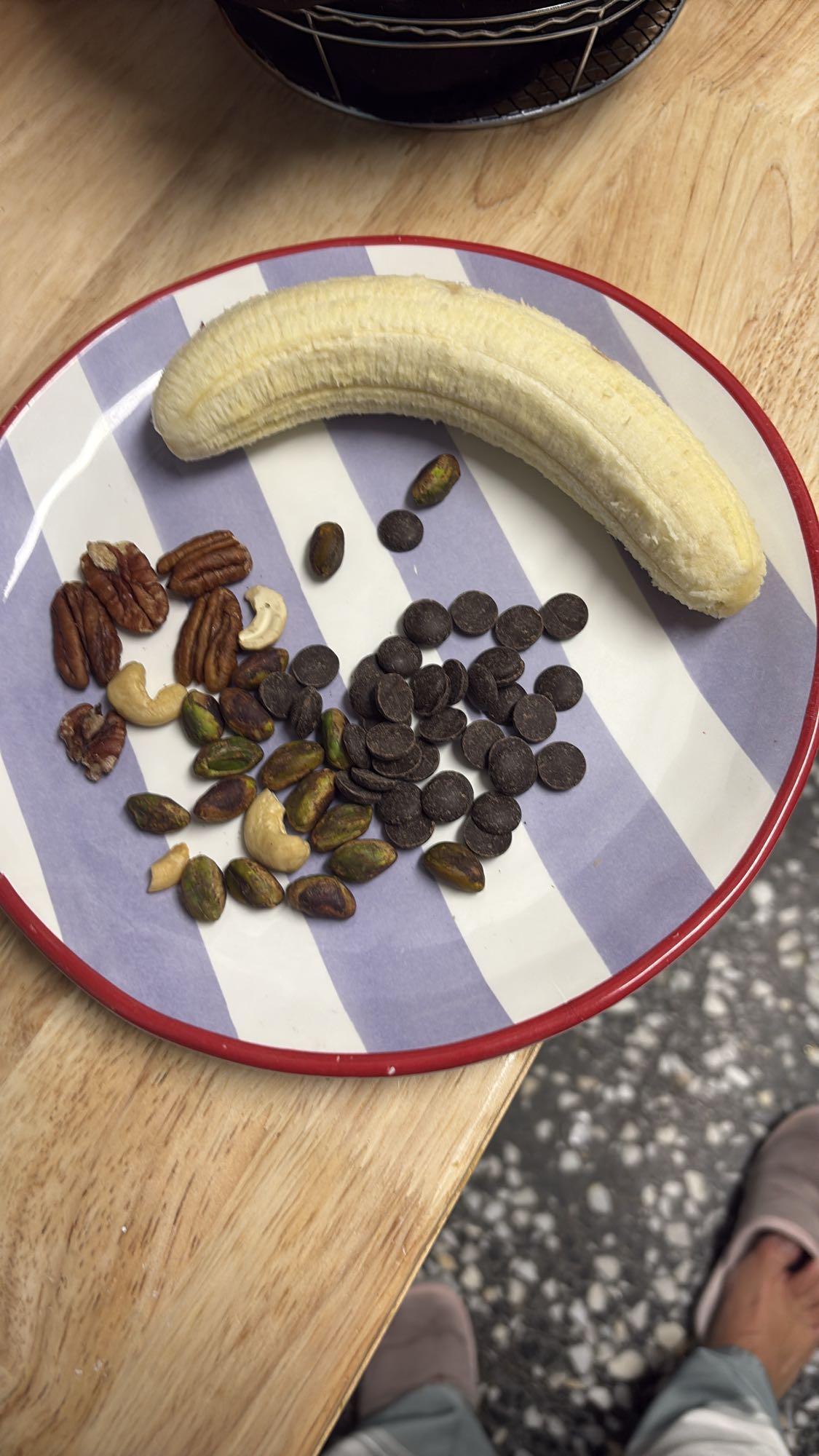 Plato de frutas y nueces