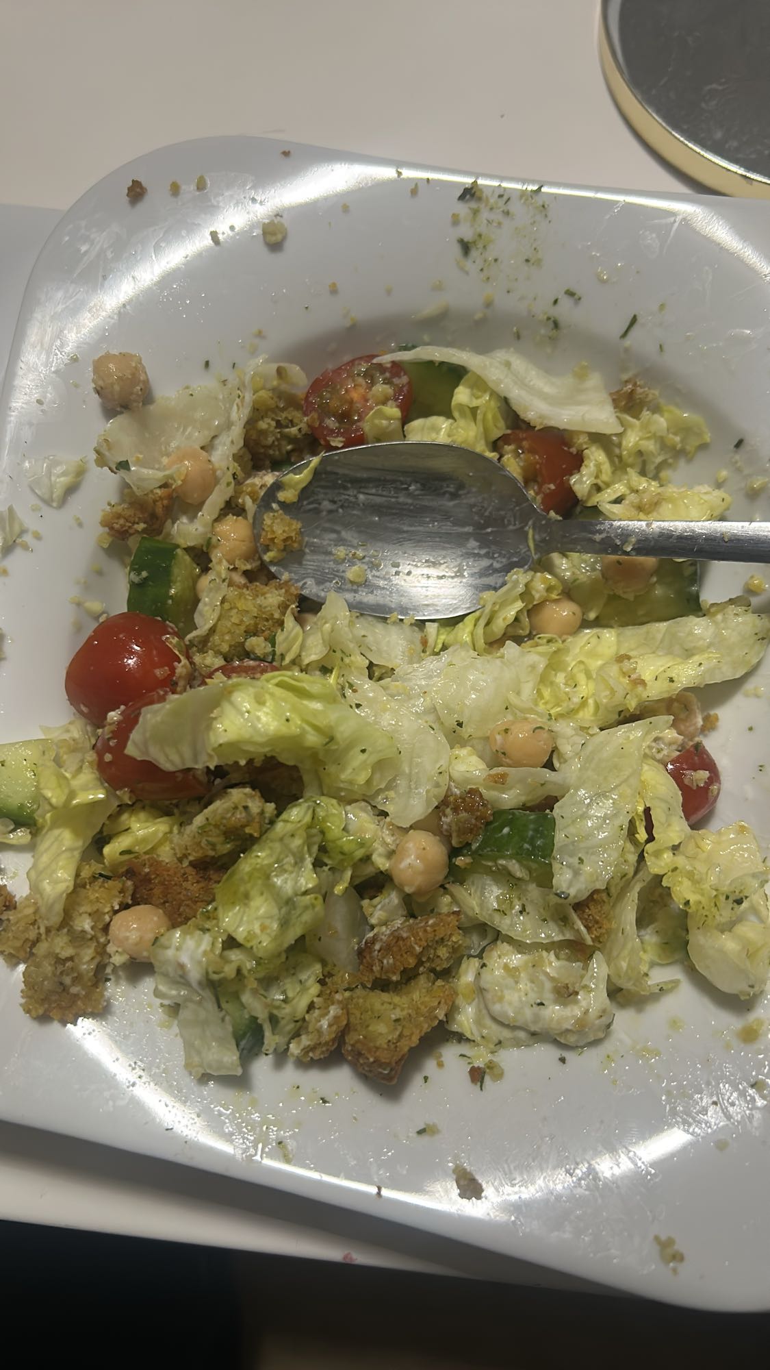 Kikkererwtensalade met croutons