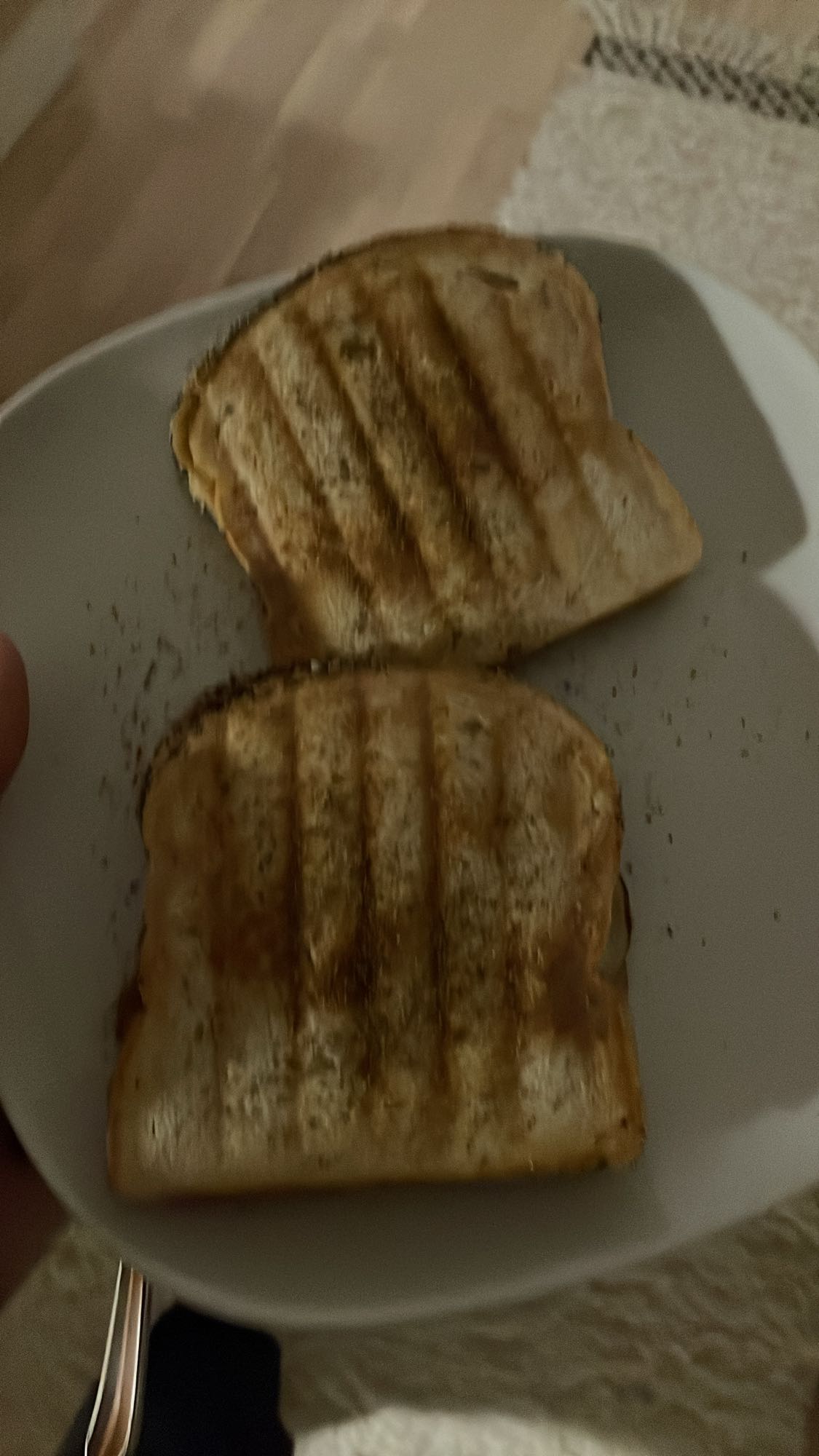 Grillad ostsmörgås