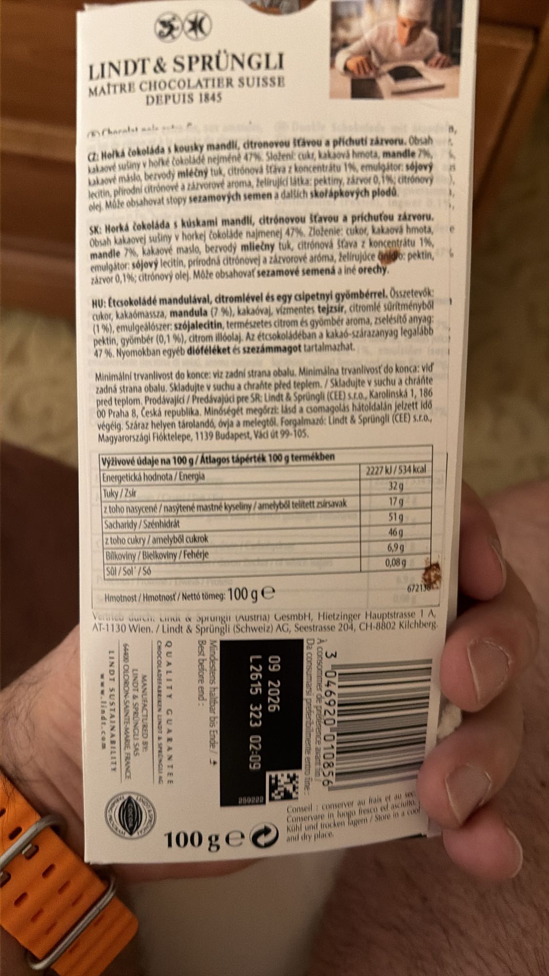 Hořká čokoláda s mandlemi