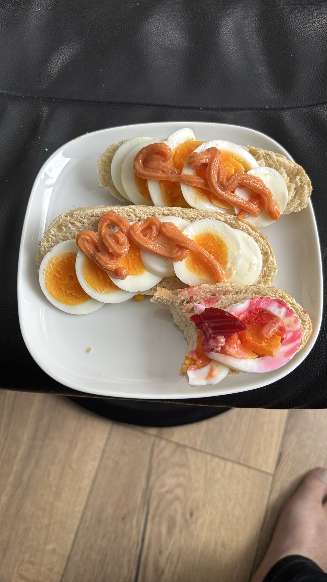 Egg, kaviar og rødbeter