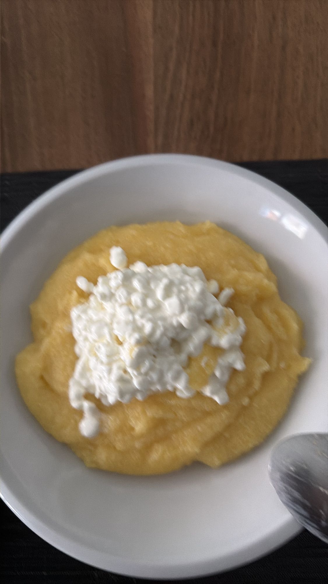 Polenta cu brânză de vaci
