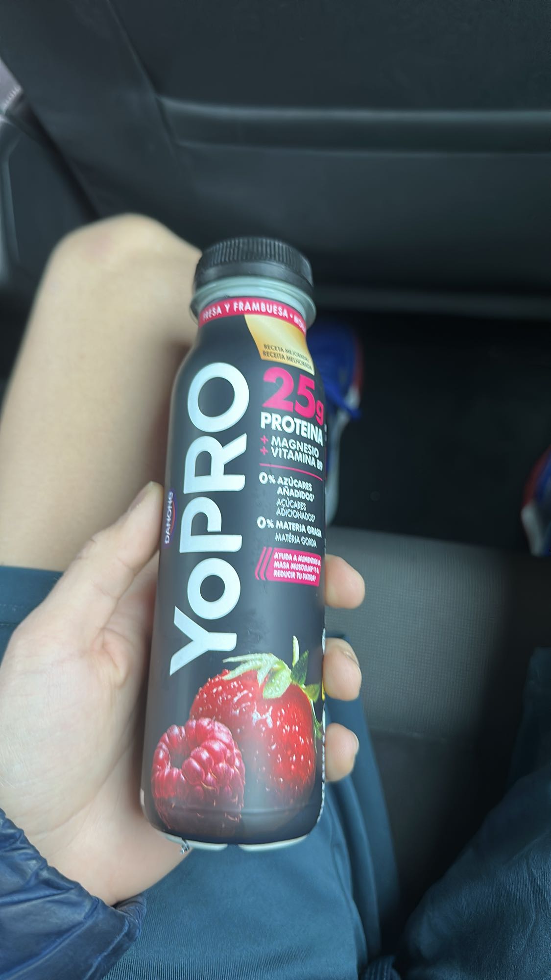 Bebida YoPRO fresa frambuesa