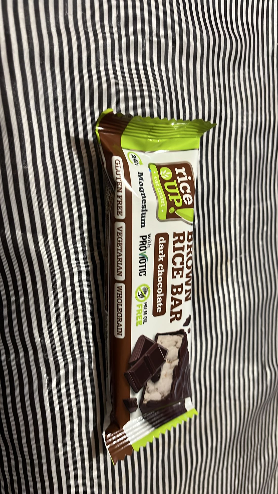 Брауни оризов бар с черен шоколад