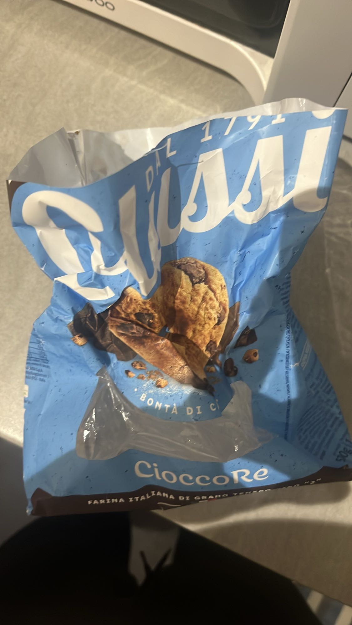 Chocolate chip cookie