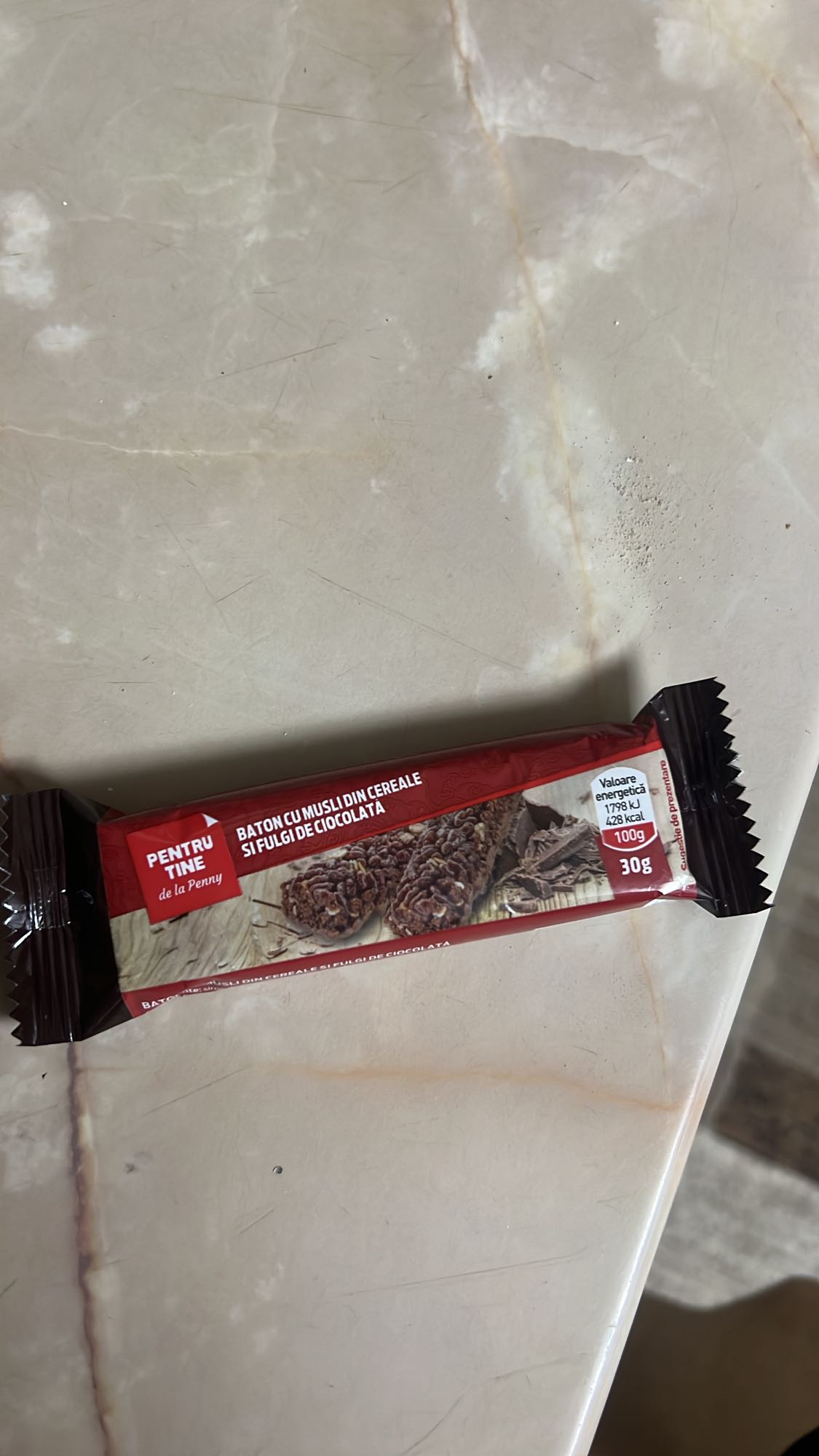 Baton musli ciocolată