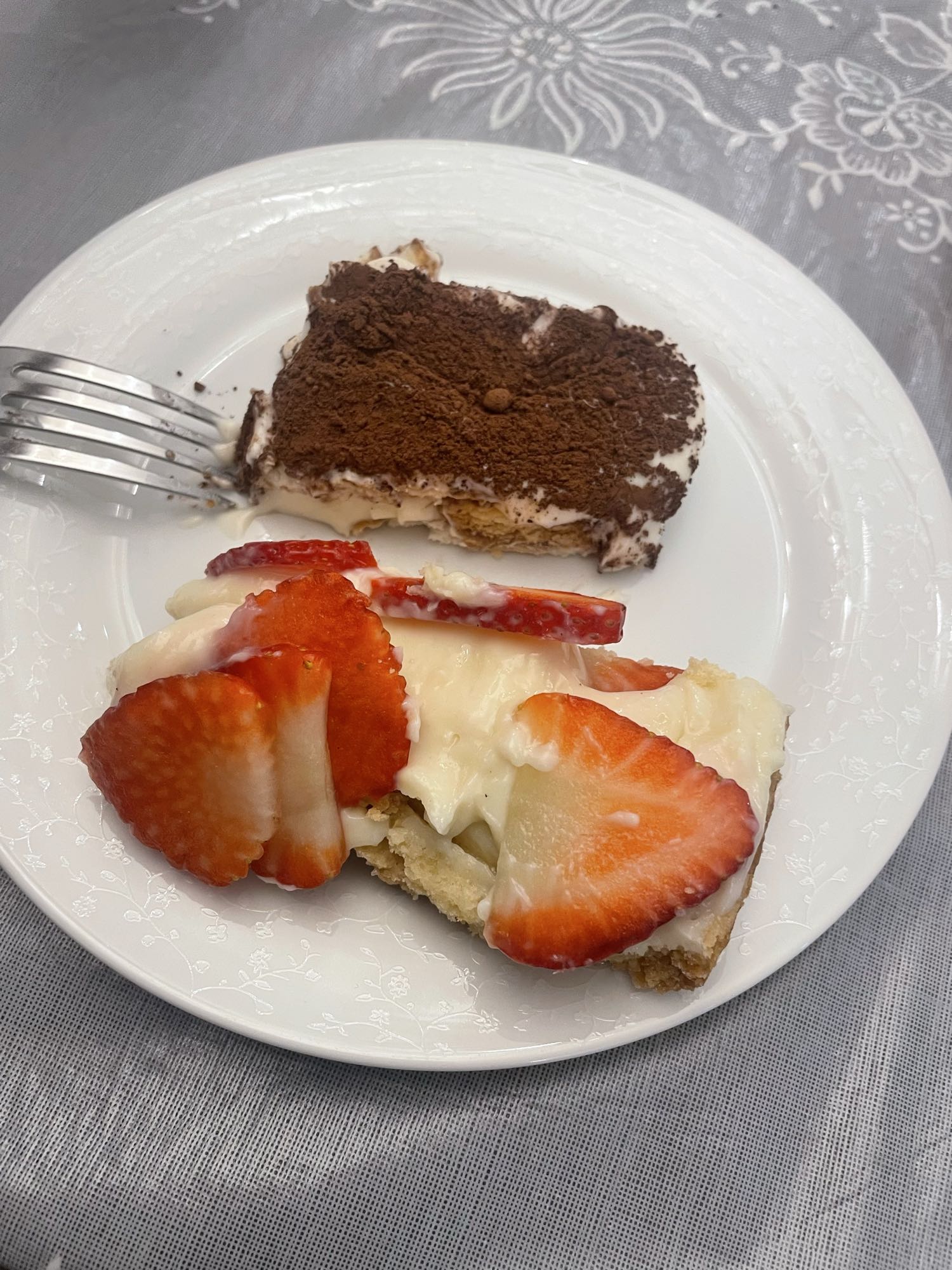 Tiramisu & Strawberry Cake