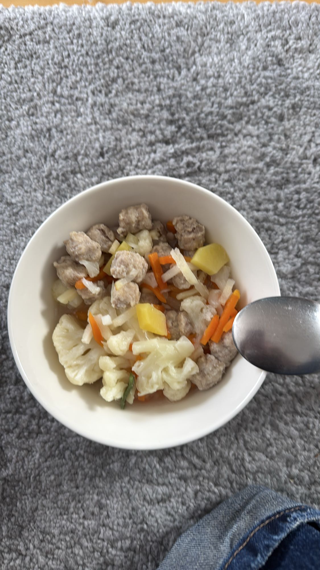 Veggie meatball bowl