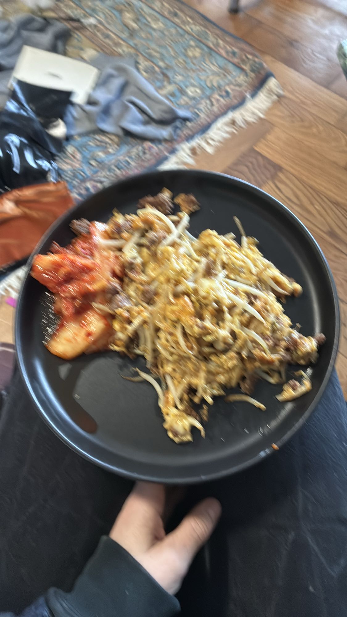 Rührei mit Rindfleisch und Kimchi