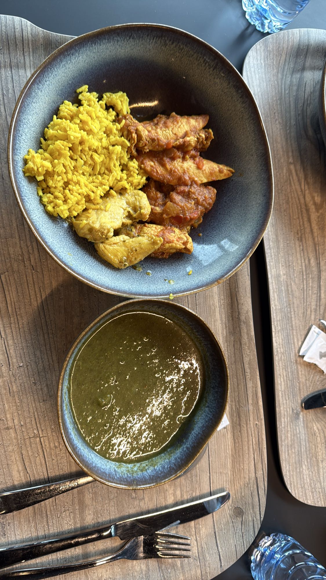 chicken curry with rice and spinach soup