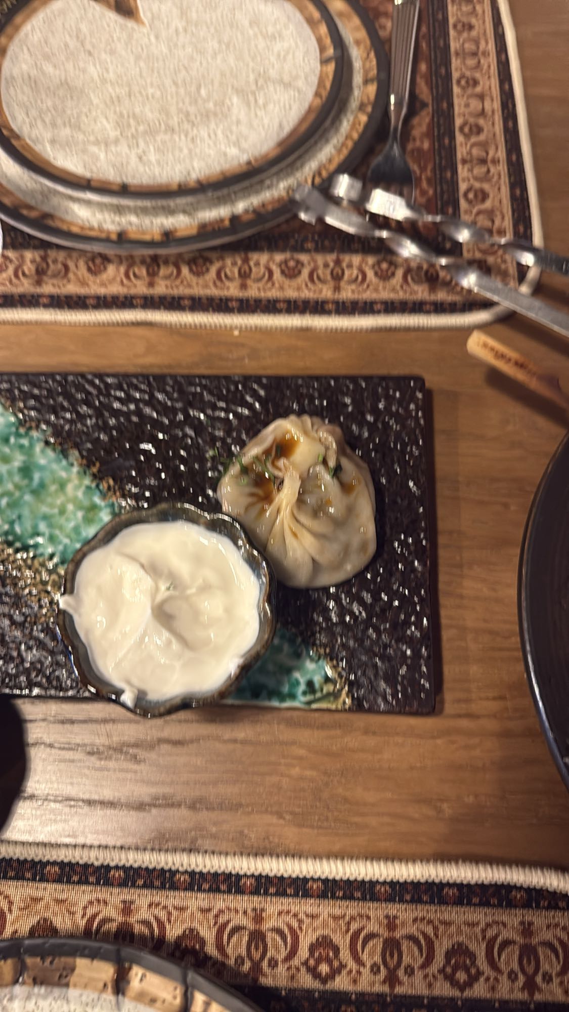 Хинкали с соусом