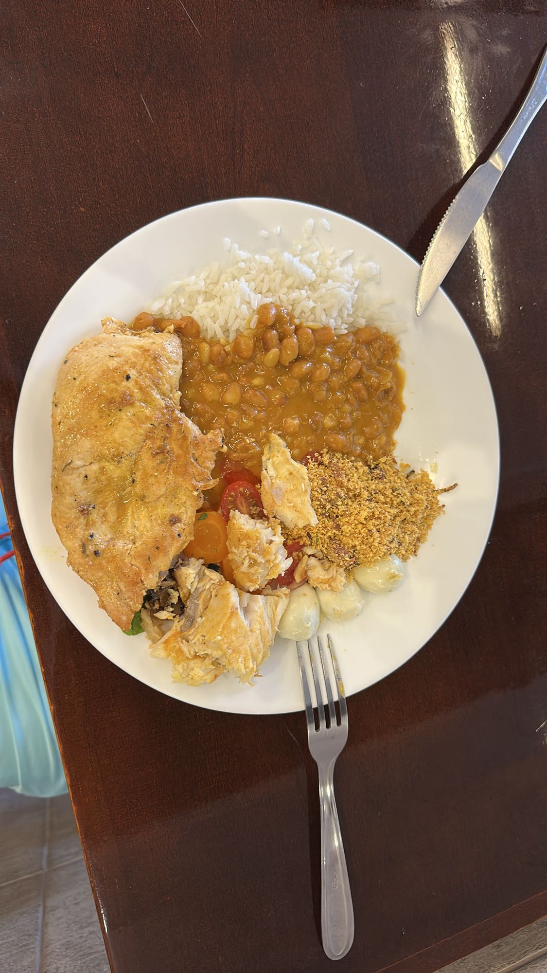 Prato brasileiro com frango