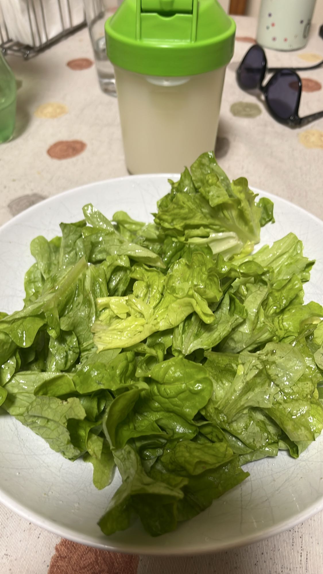 Ensalada verde y batido