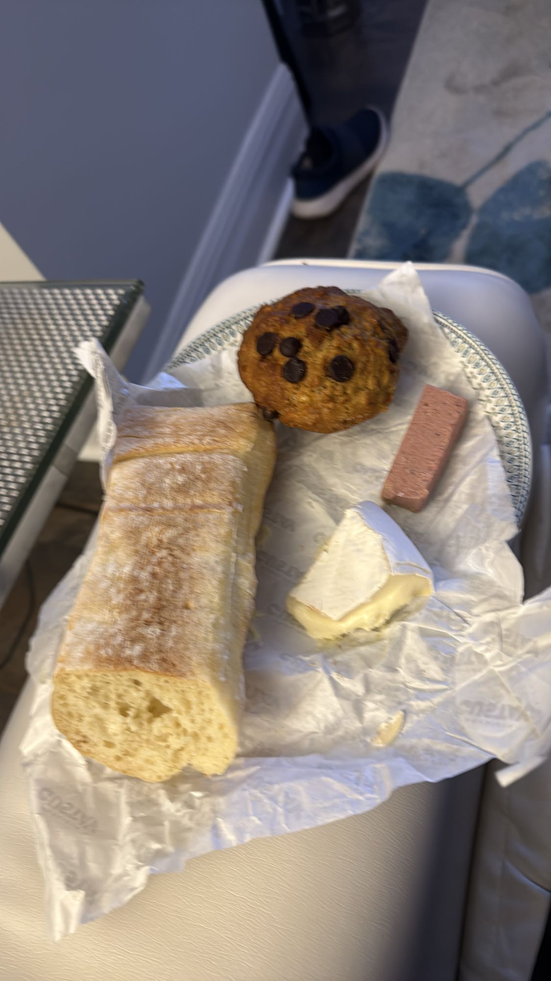 Assiette petit-déjeuner variée