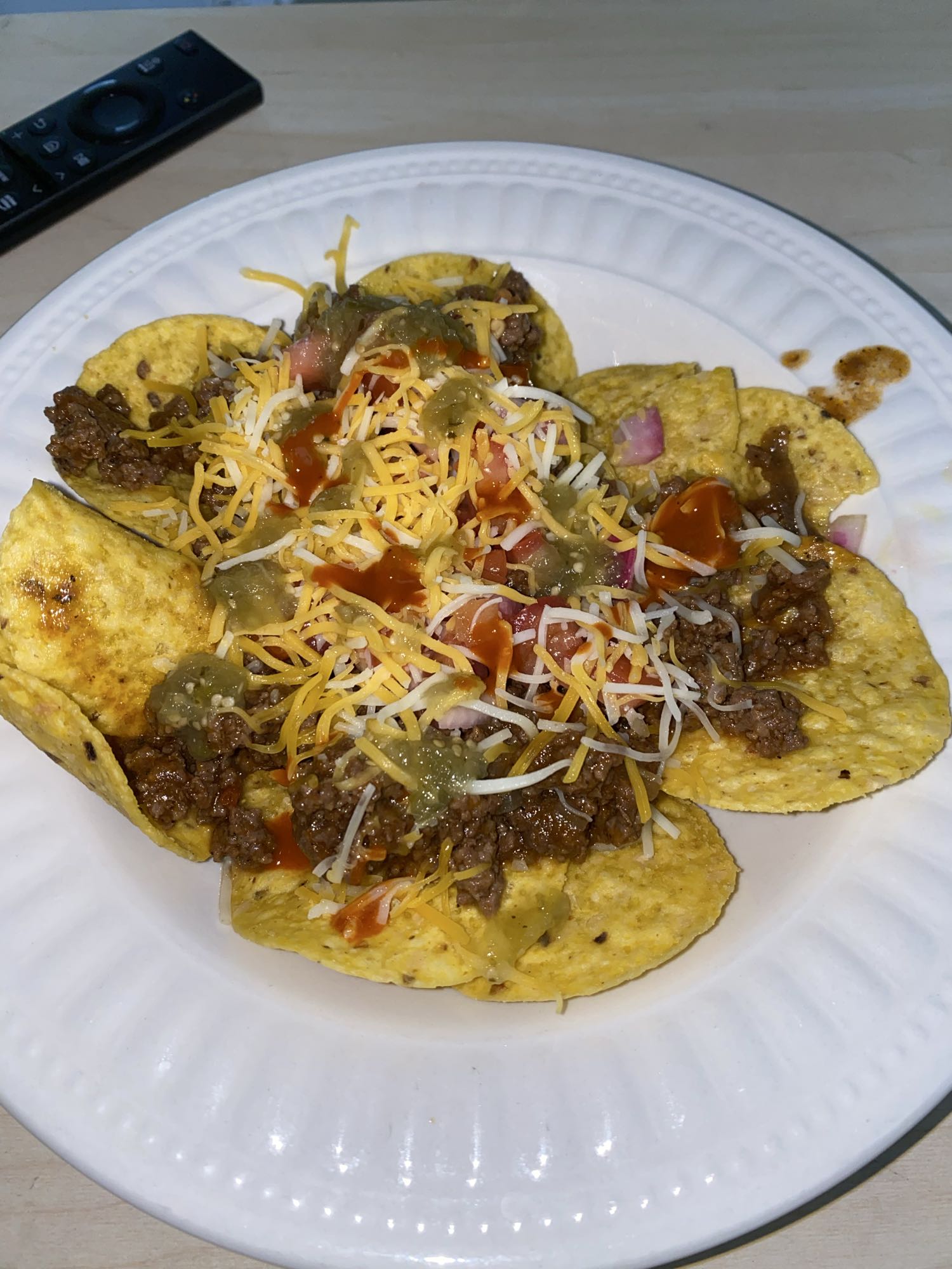Nachos con carne y queso