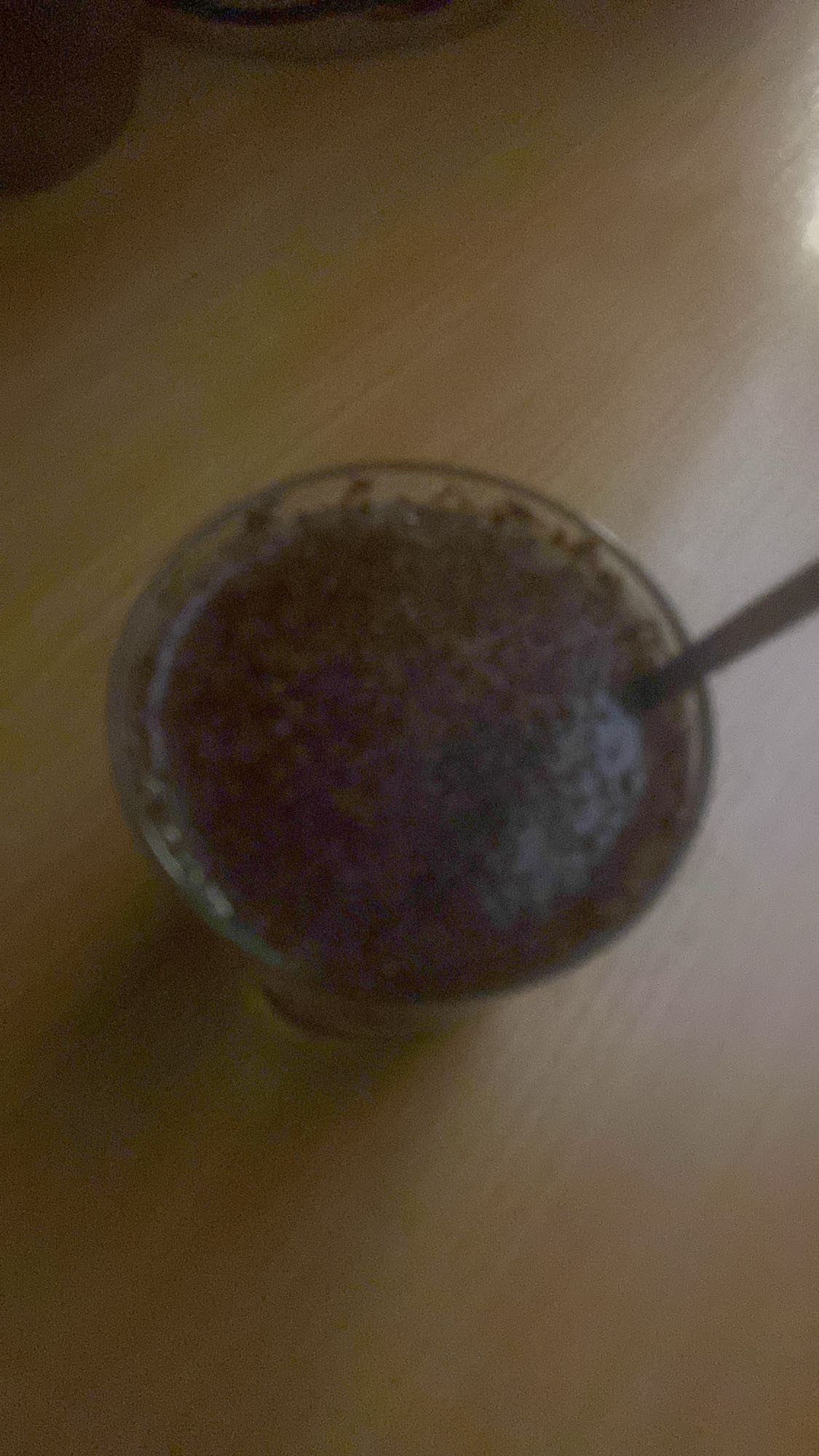 czekoladowy deser w szklance