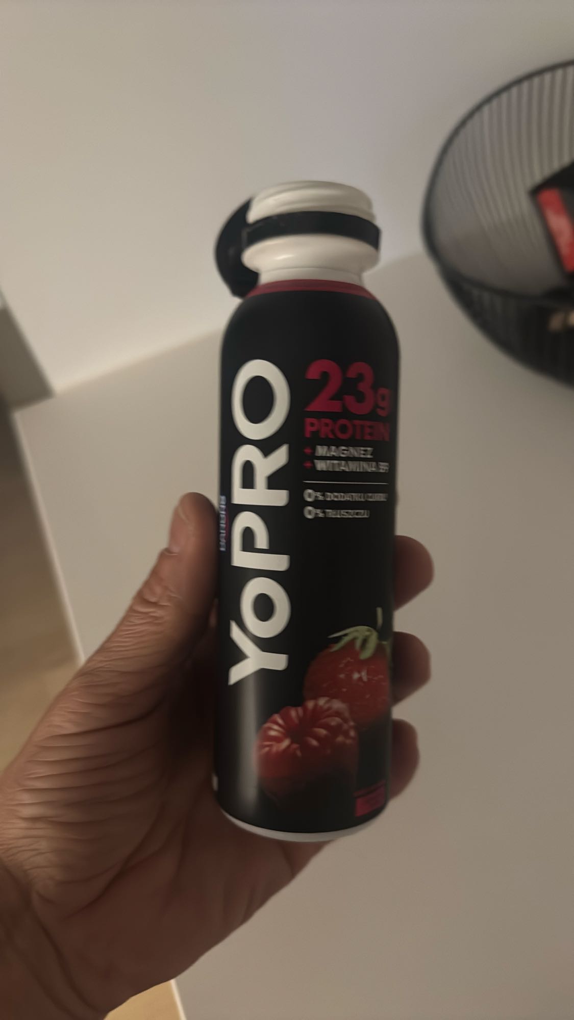 YoPRO truskawkowy napój białkowy