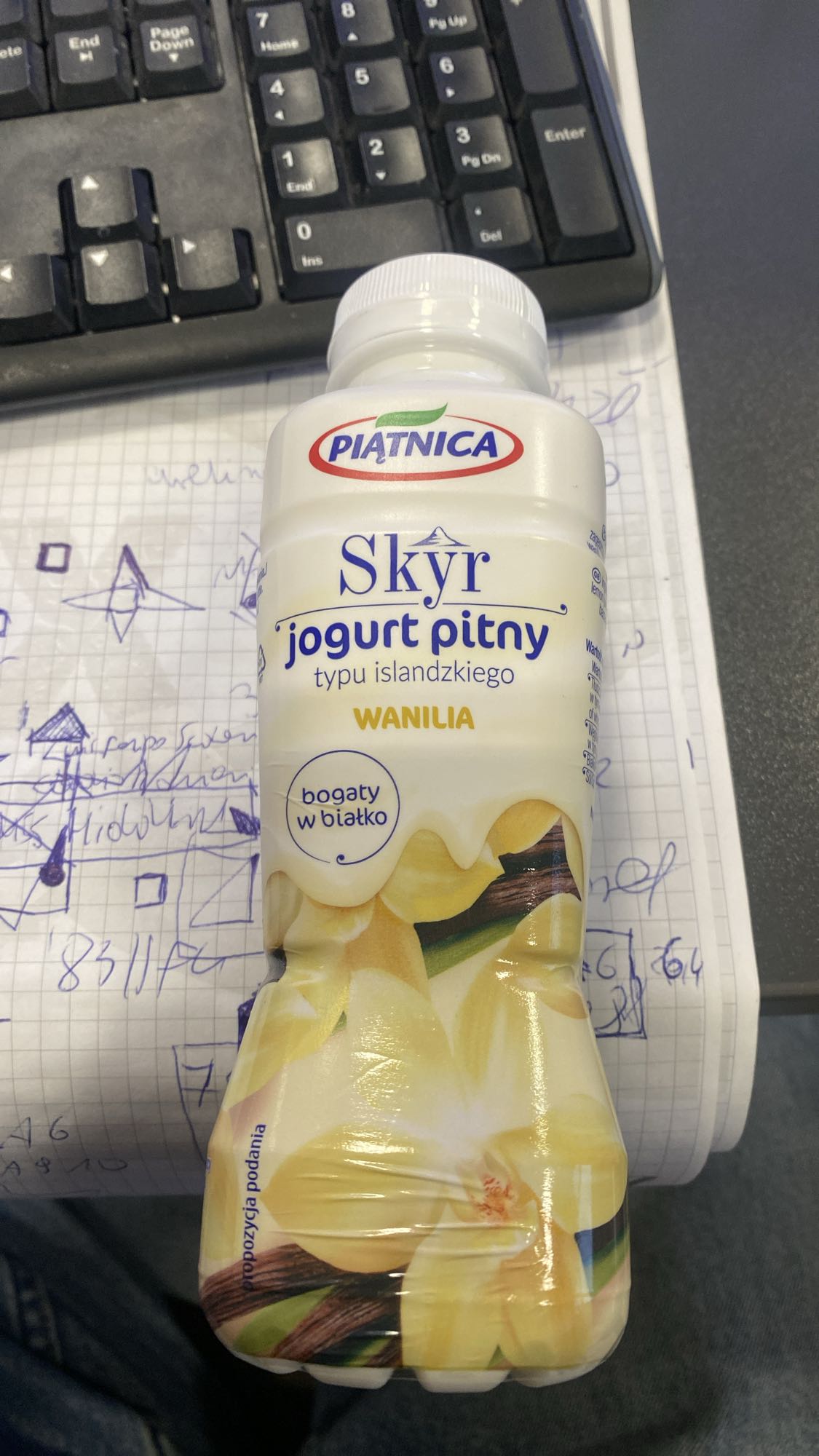 Skyr jogurt pitny wanilia
