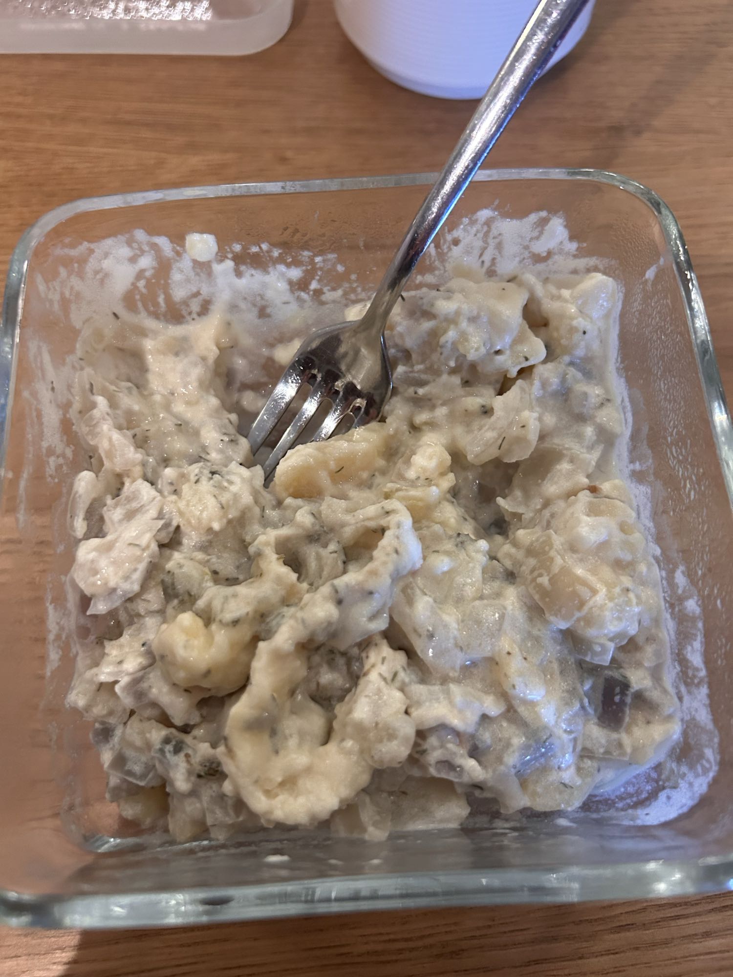 Куриный салат с майонезом