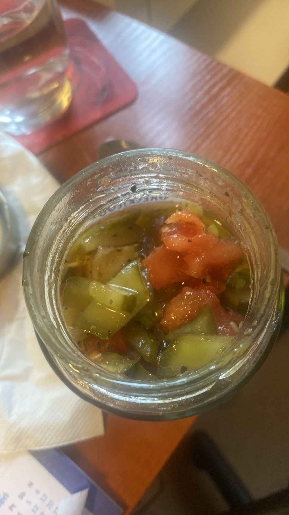 sałatka z ogórkiem i pomidorem