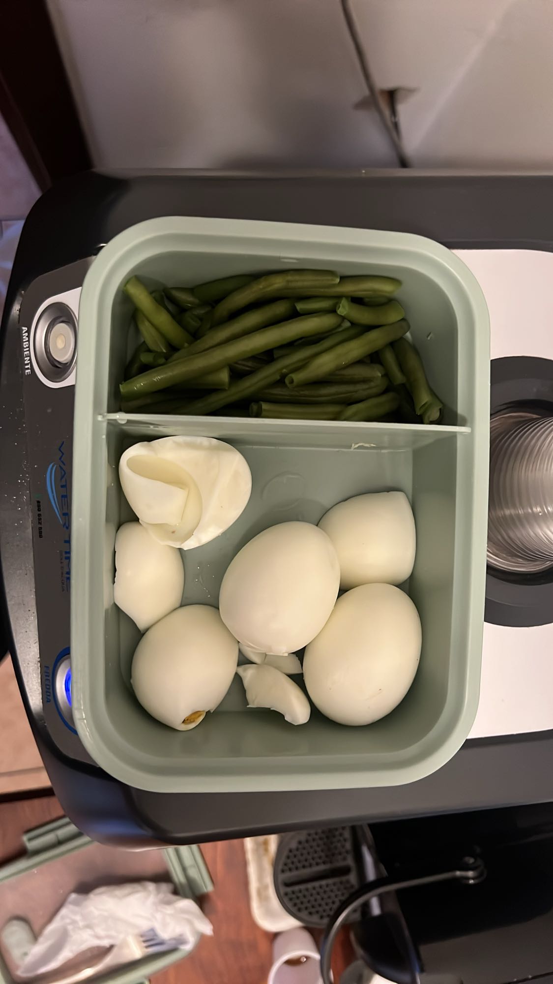 Yumurta ve fasulye tabağı