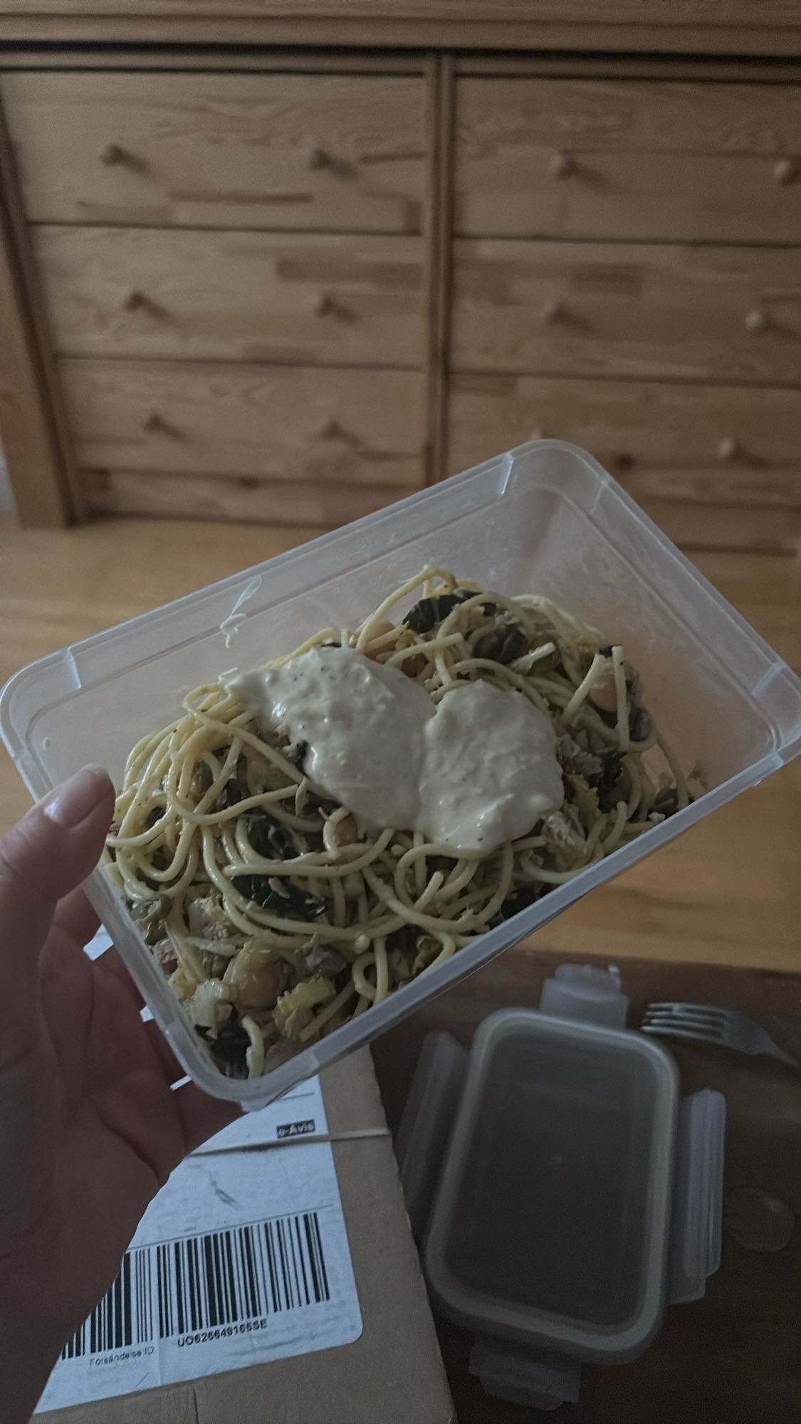 Pasta med sås och grönsaker