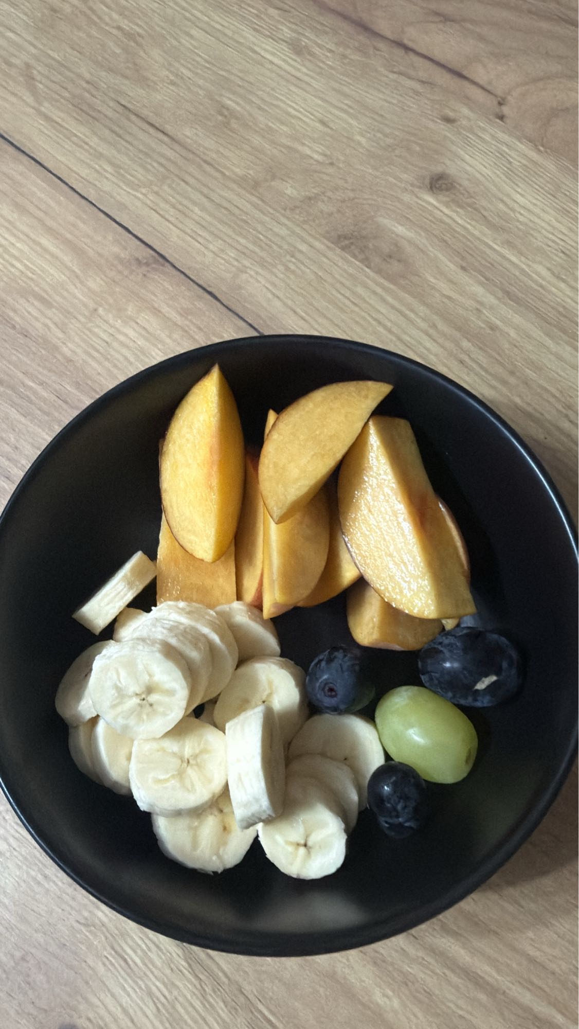 Fructe proaspete în bol