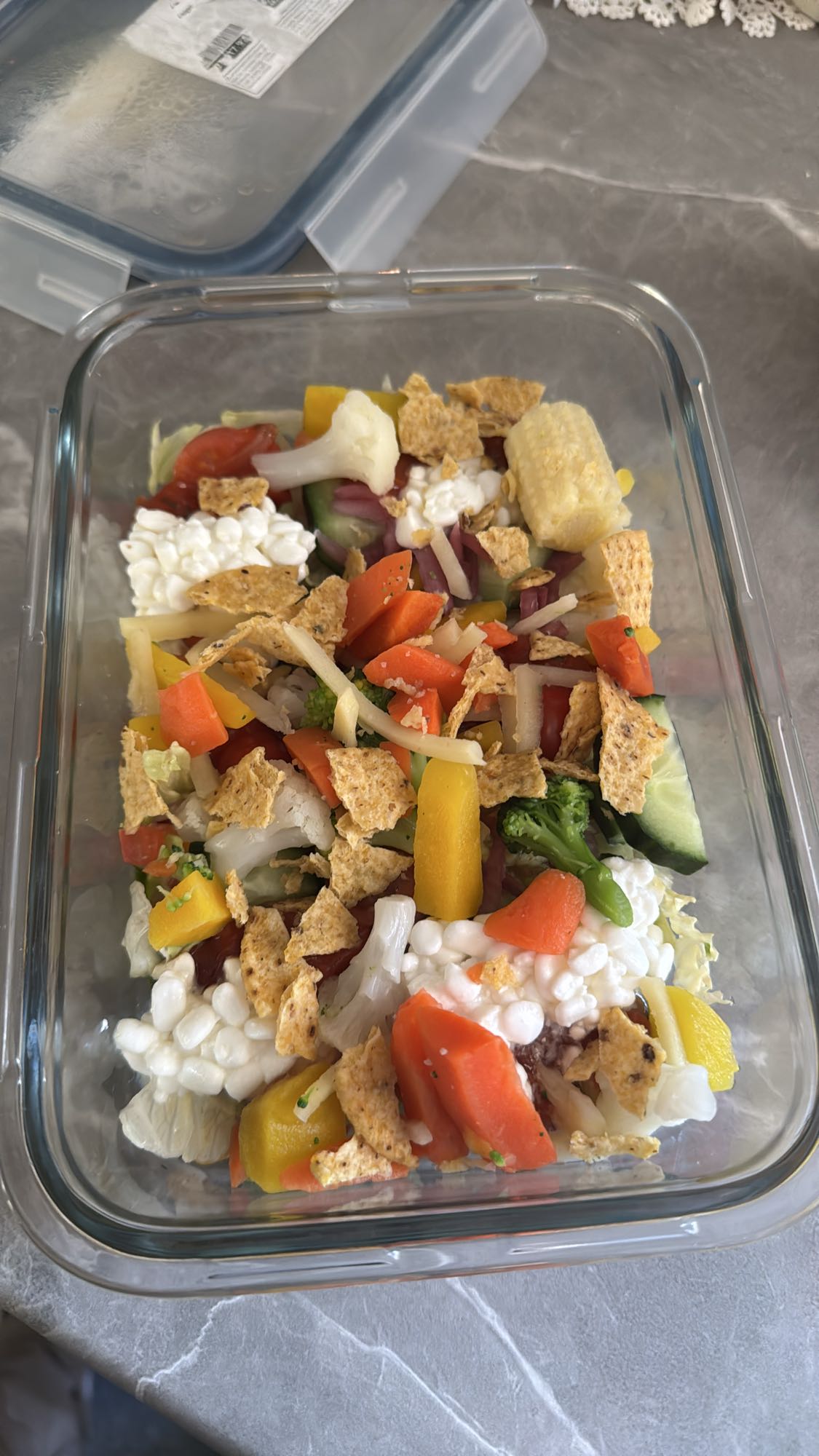 Grönsaks- och kesosallad