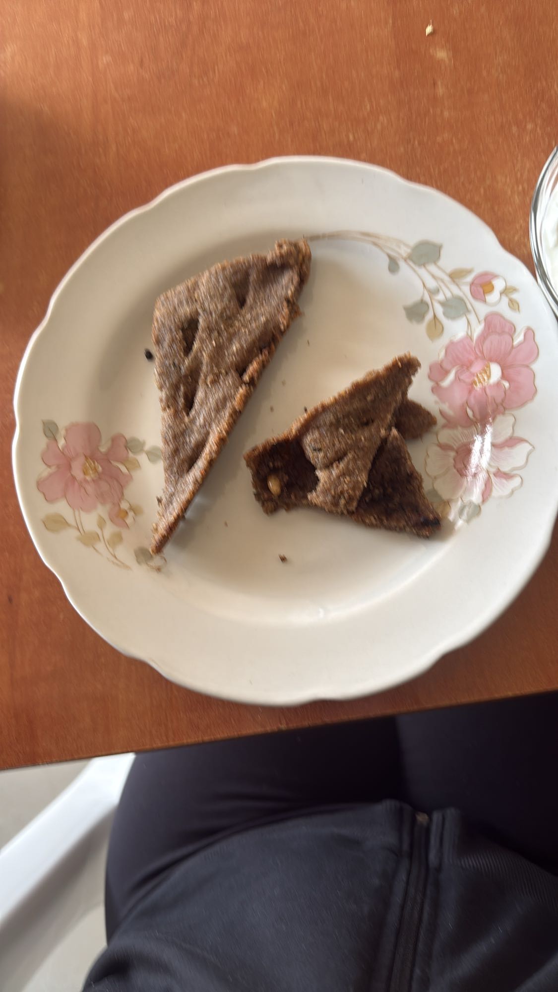 Chocolate chip cookie slice