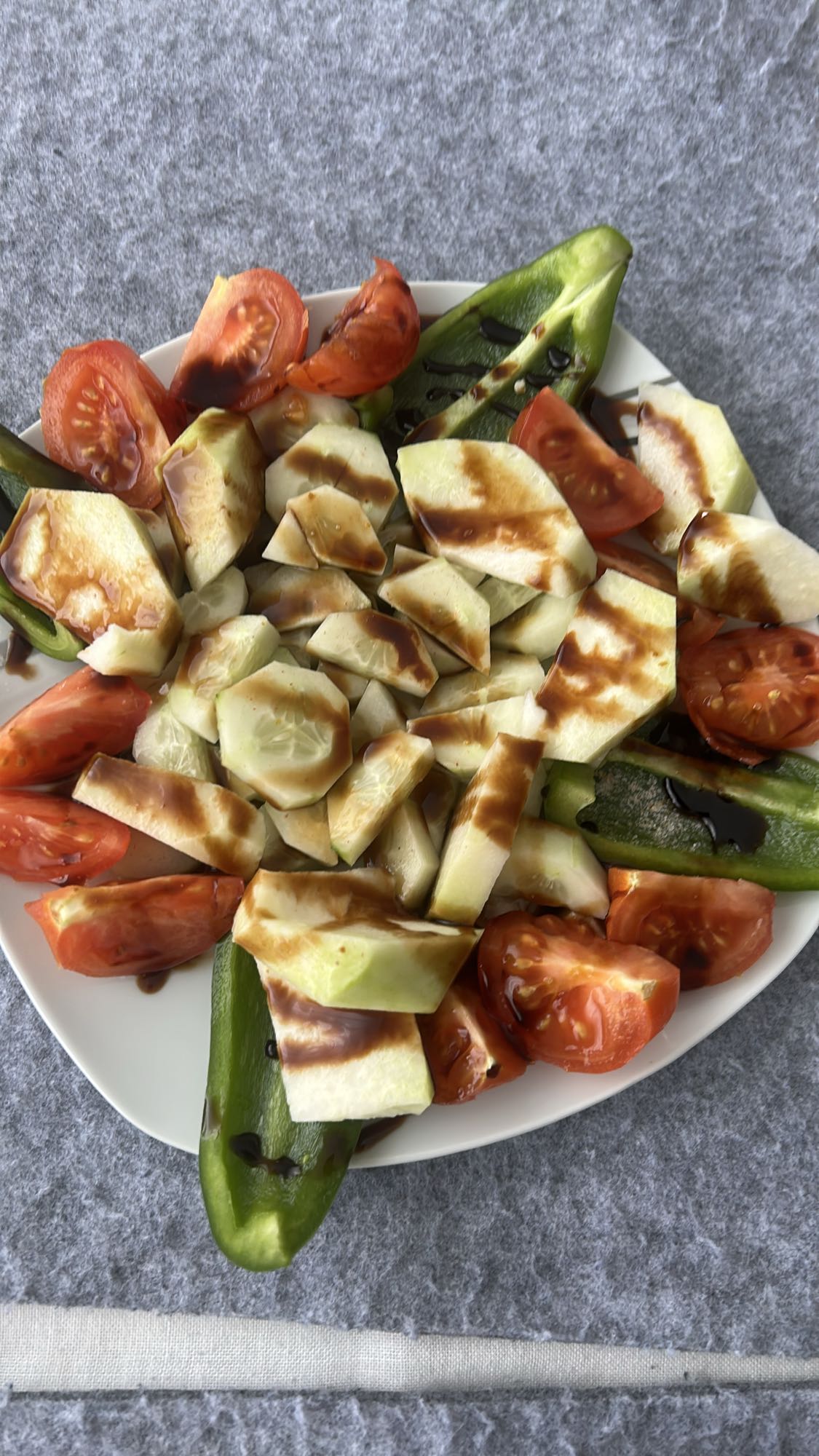 Ensalada fresca con vinagre