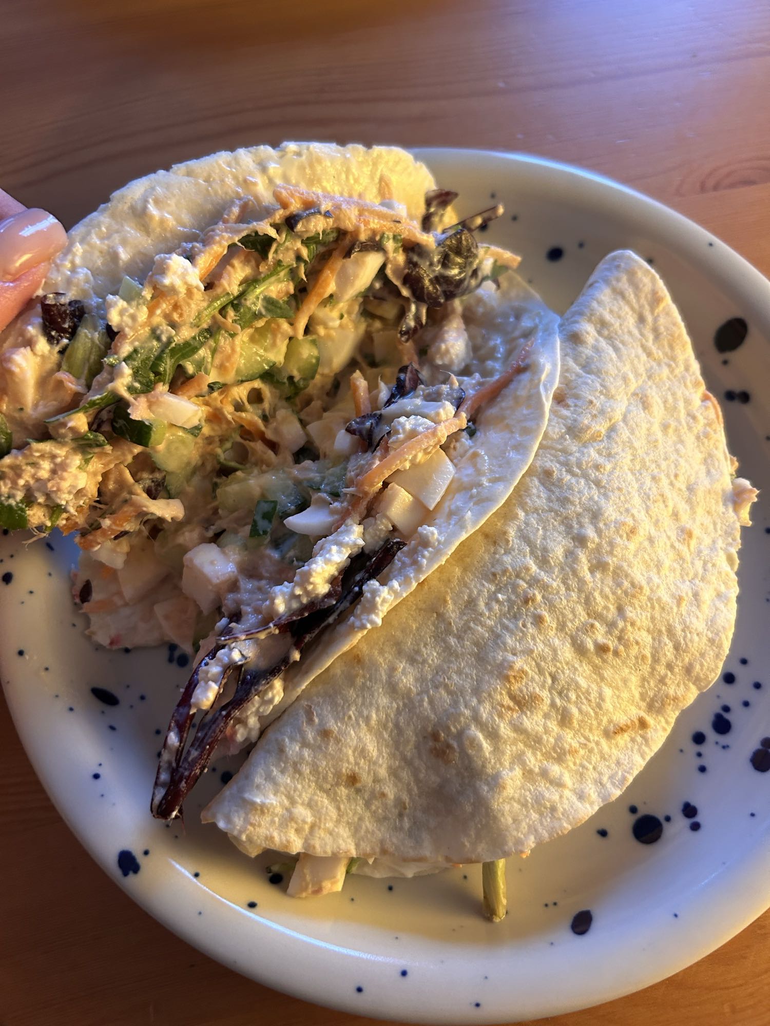 Овощные тортильи с курицей