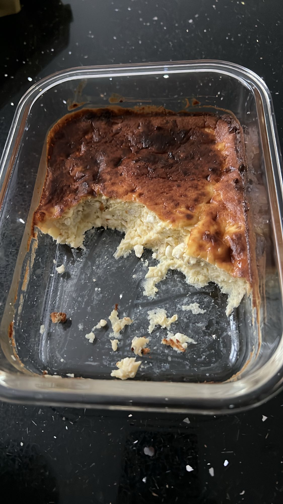 Sernik proteinowy z bananem