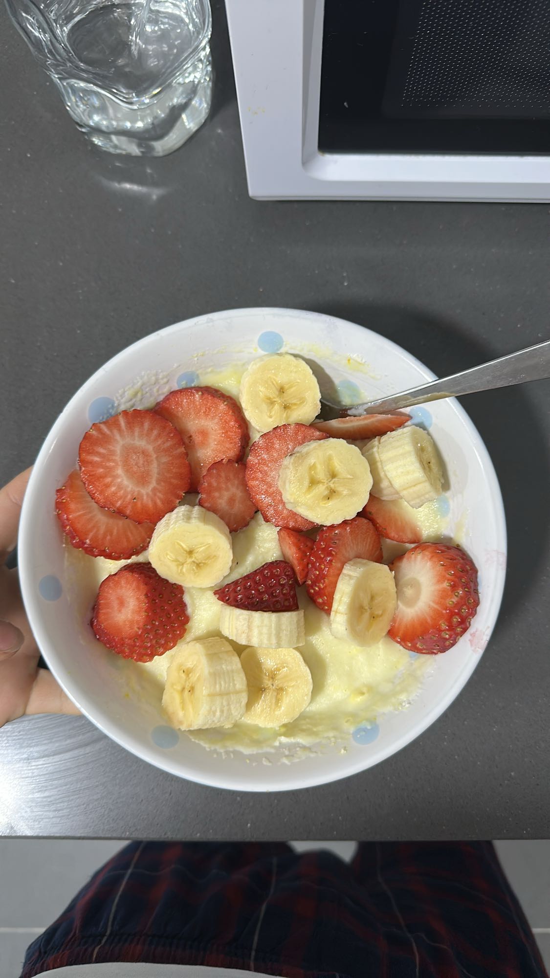 fruta con yogur