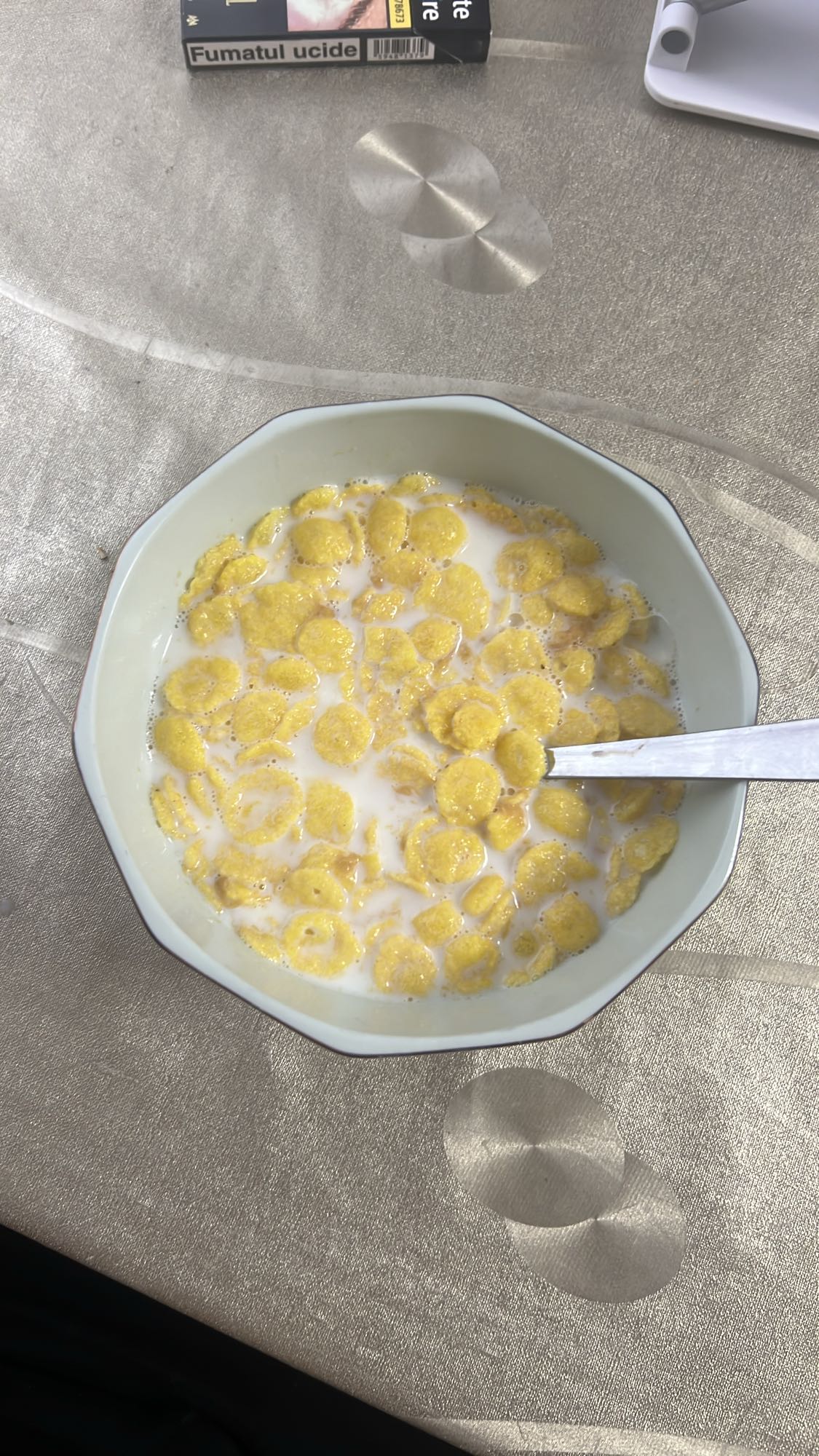 Fulgi de porumb cu lapte