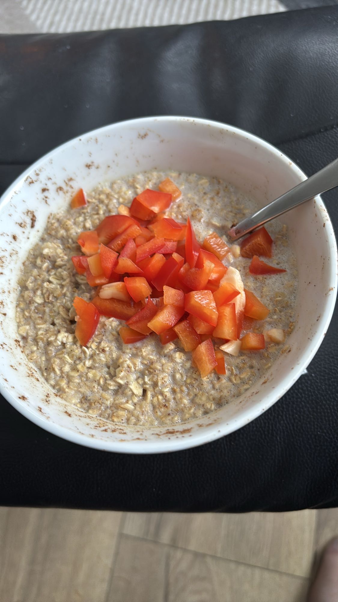 Havregrøt med paprika og kanel