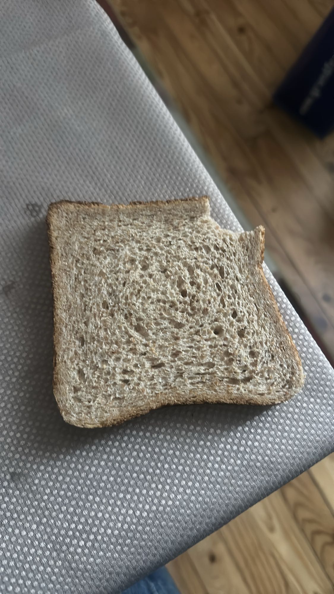 Tranche de pain complet