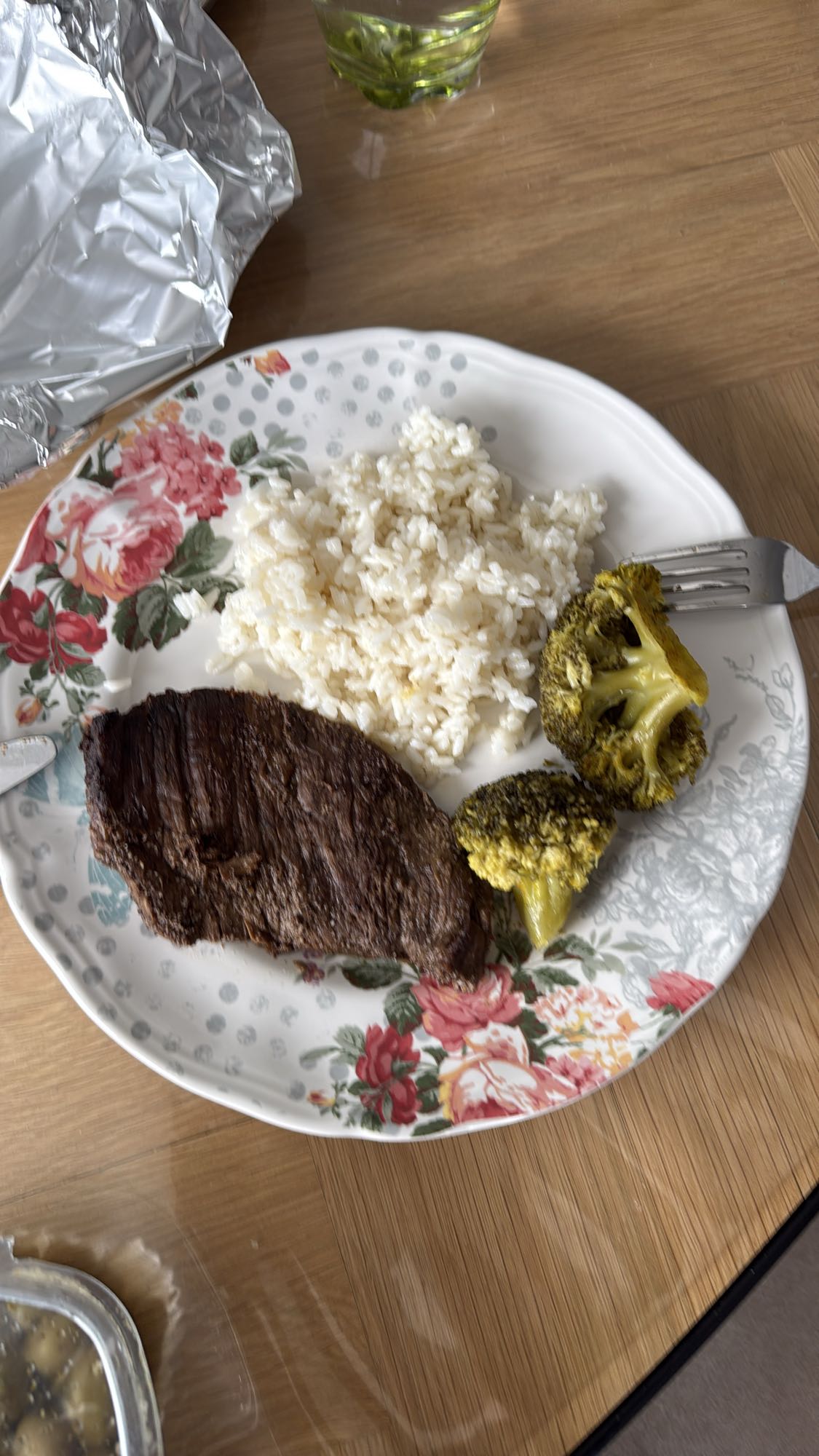Steak, rice, broccoli plate