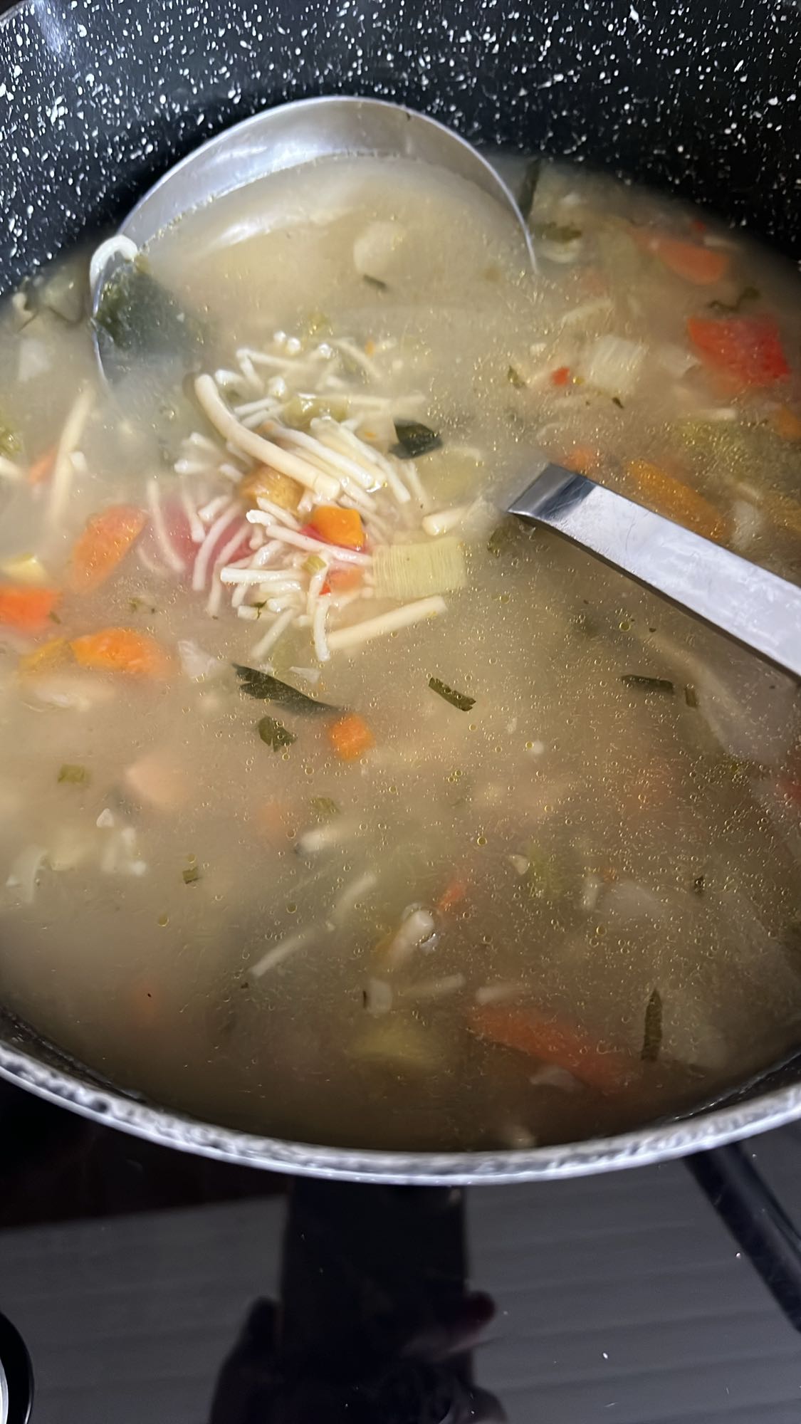 groentesoep met vermicelli