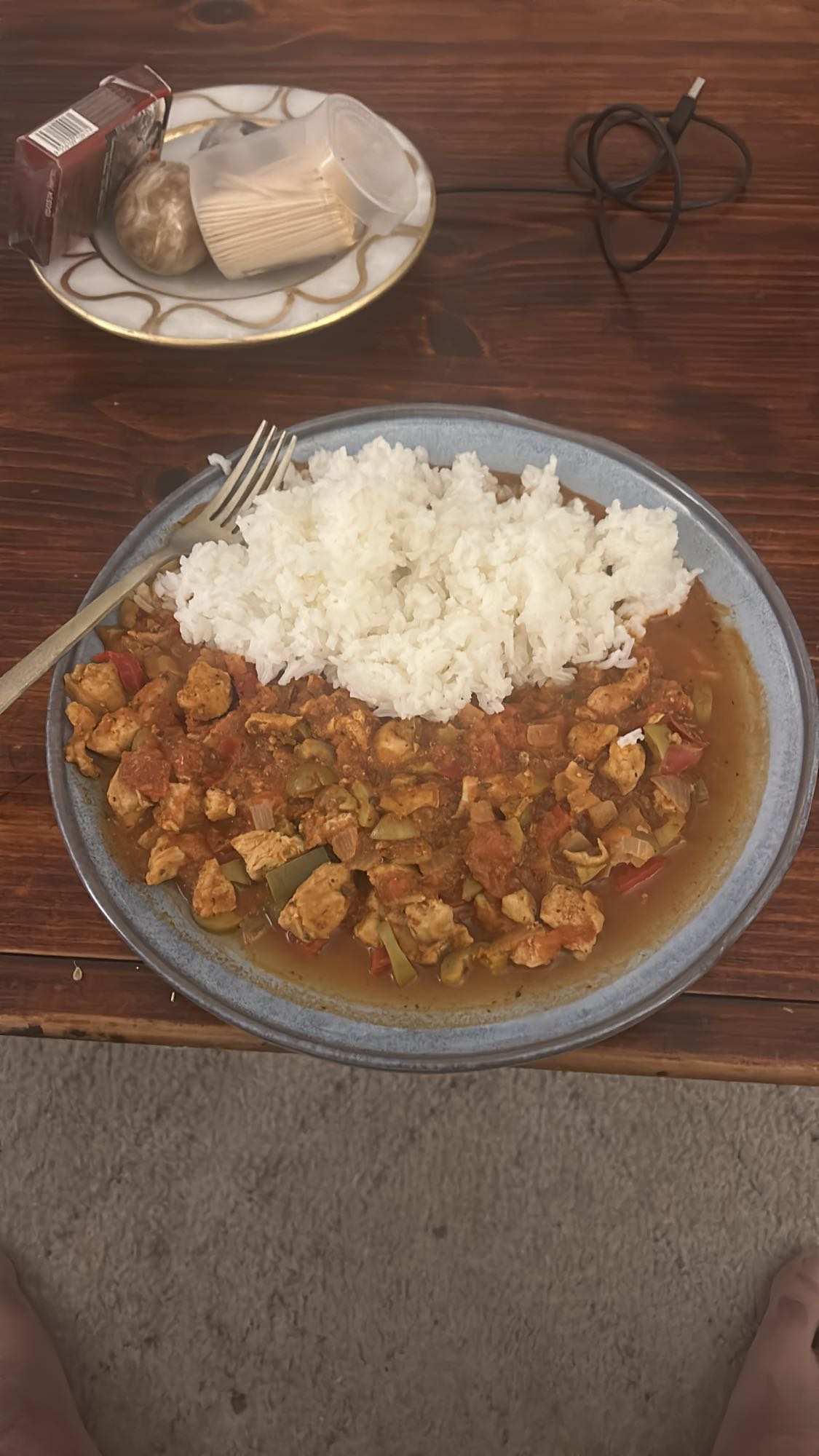 Poulet sauce tomate et riz